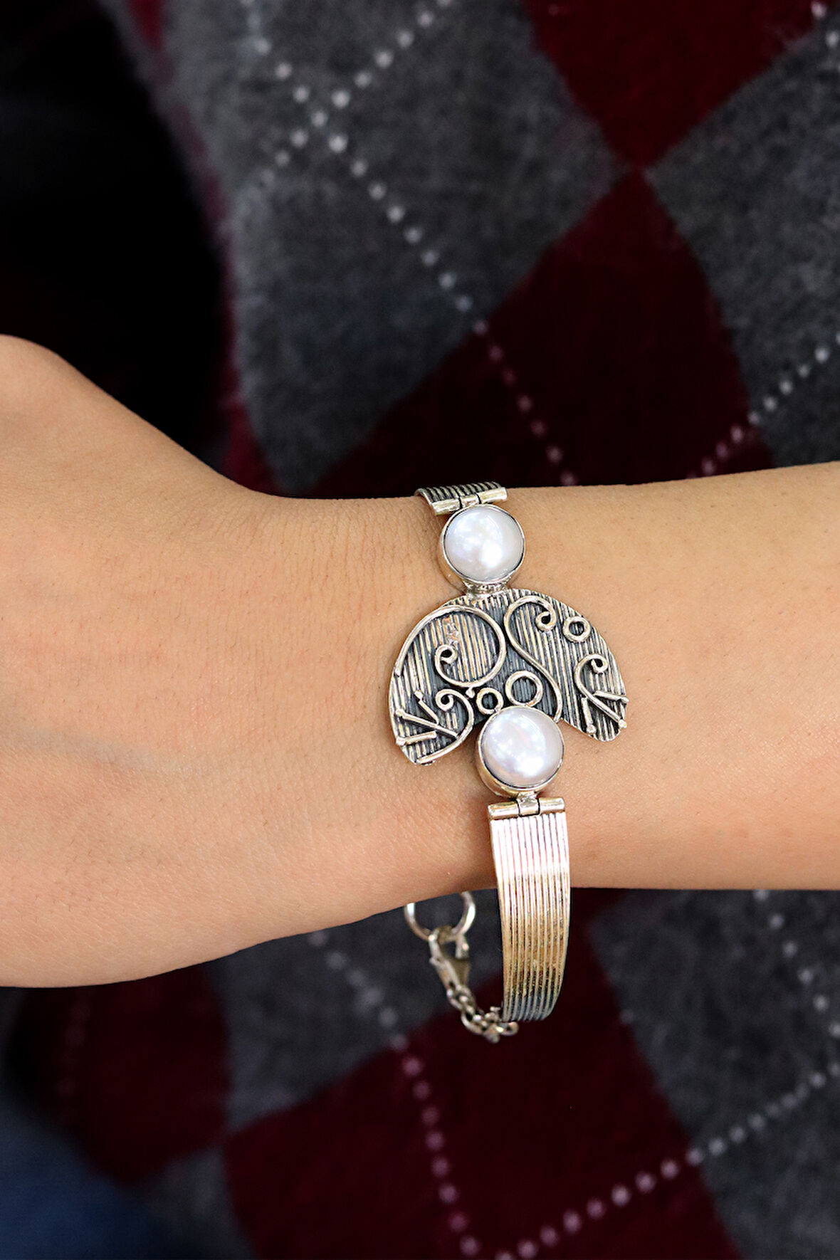 Sedef Taşlı  İşlemeli El işi Gümüş Otantik Kadın Bilezik 201024769