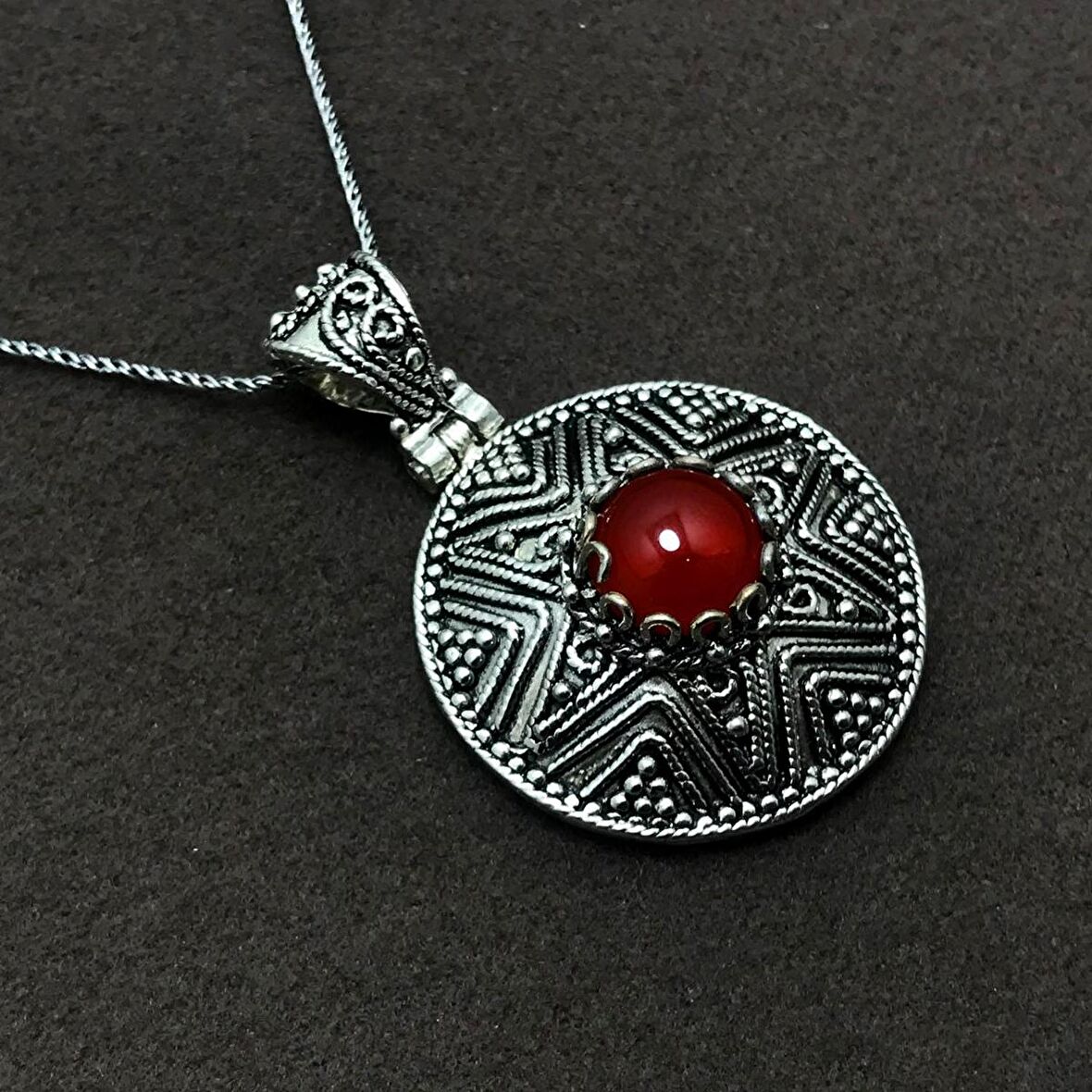 Yıldız İşlemeli Gümüş Mardin Hasırı Kadın Kolye