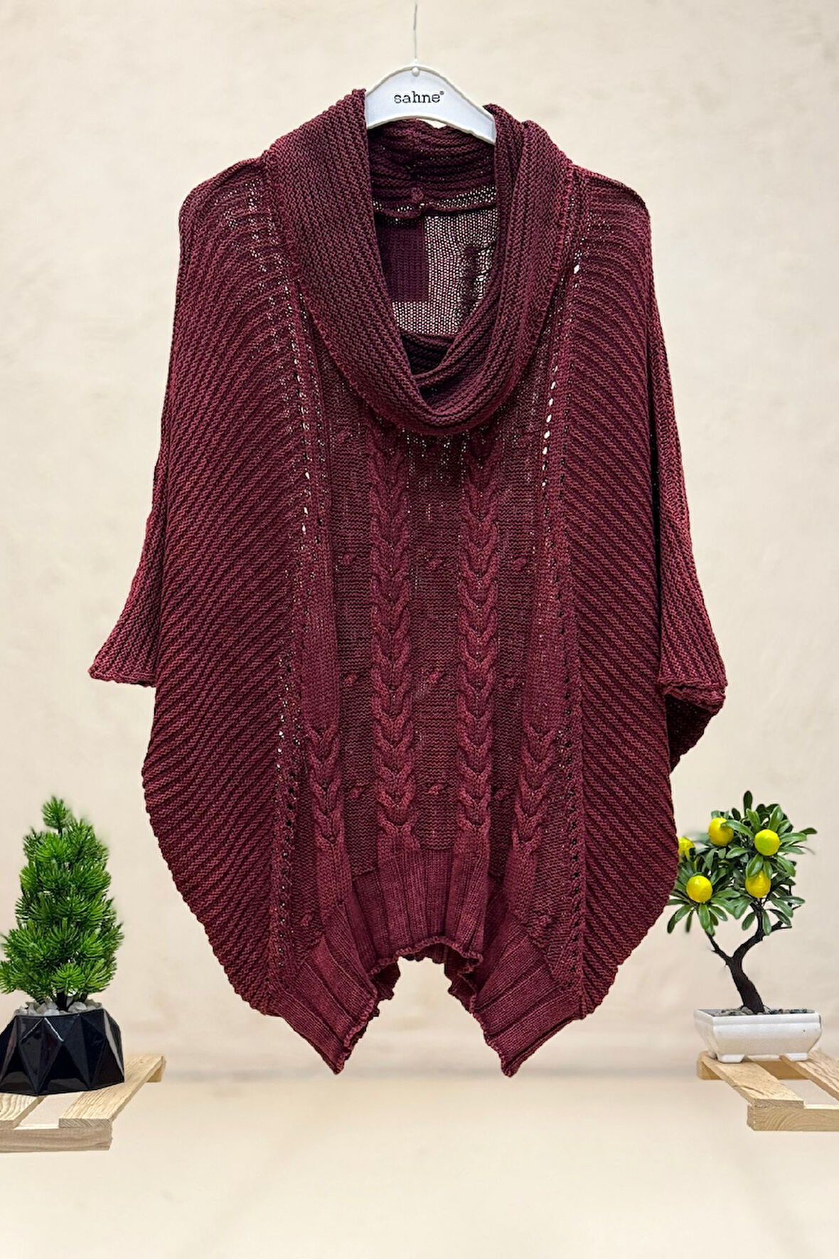 Ajurlu Kısa Kol Yıkamalı Triko Kazak