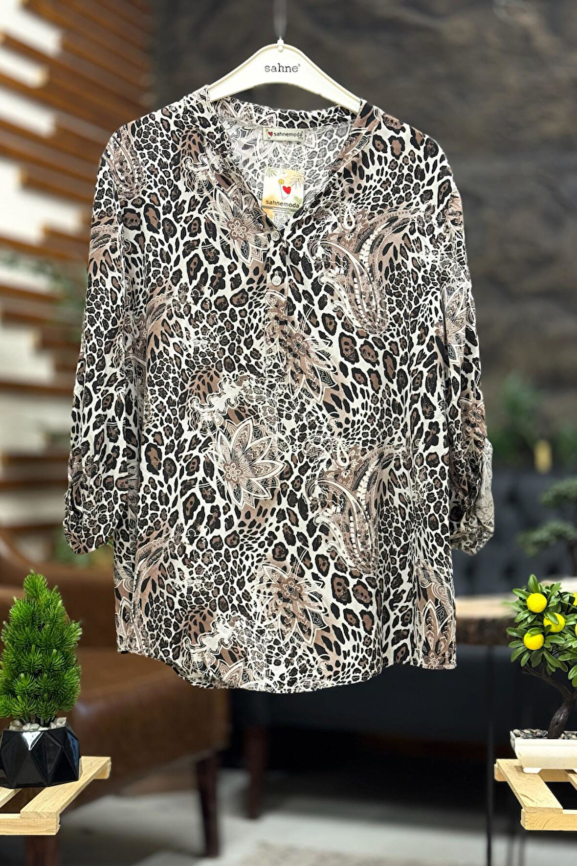 Şal Ve Leopar Desen Hakim Yaka Gömlek