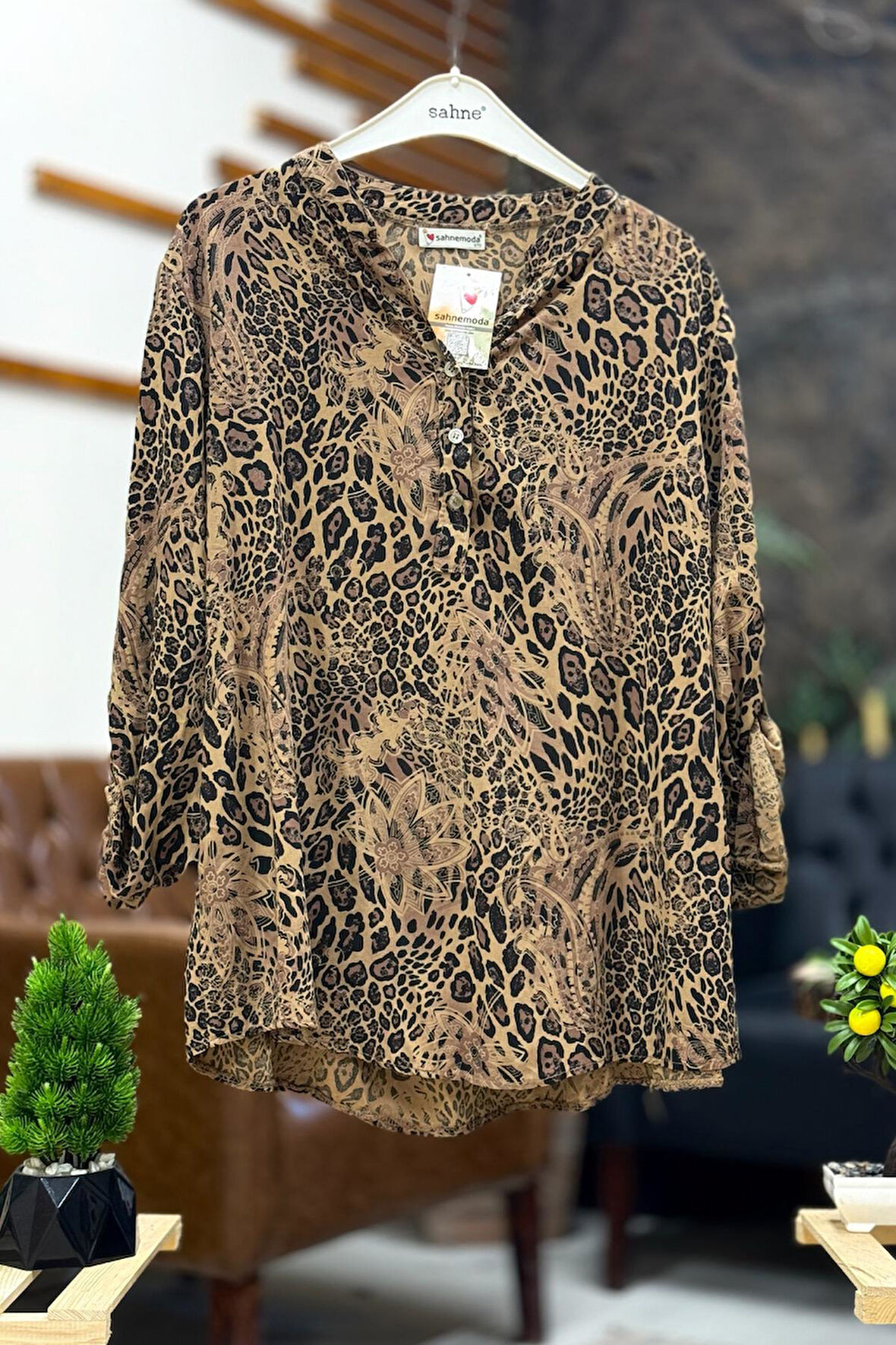 Şal Ve Leopar Desen Hakim Yaka Gömlek