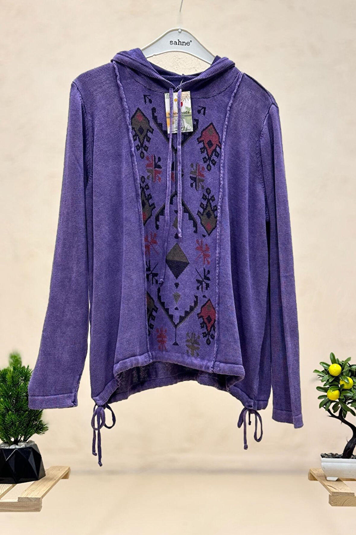 Kapşonlu Kilim Desen Yan İpli Oversize Kazak