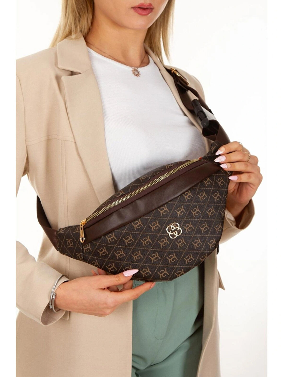 Newish Polo Kadın Desenli Çapraz Omuz Askılı Bel ve Omuz Çantası Free Bag Koyu Kahve