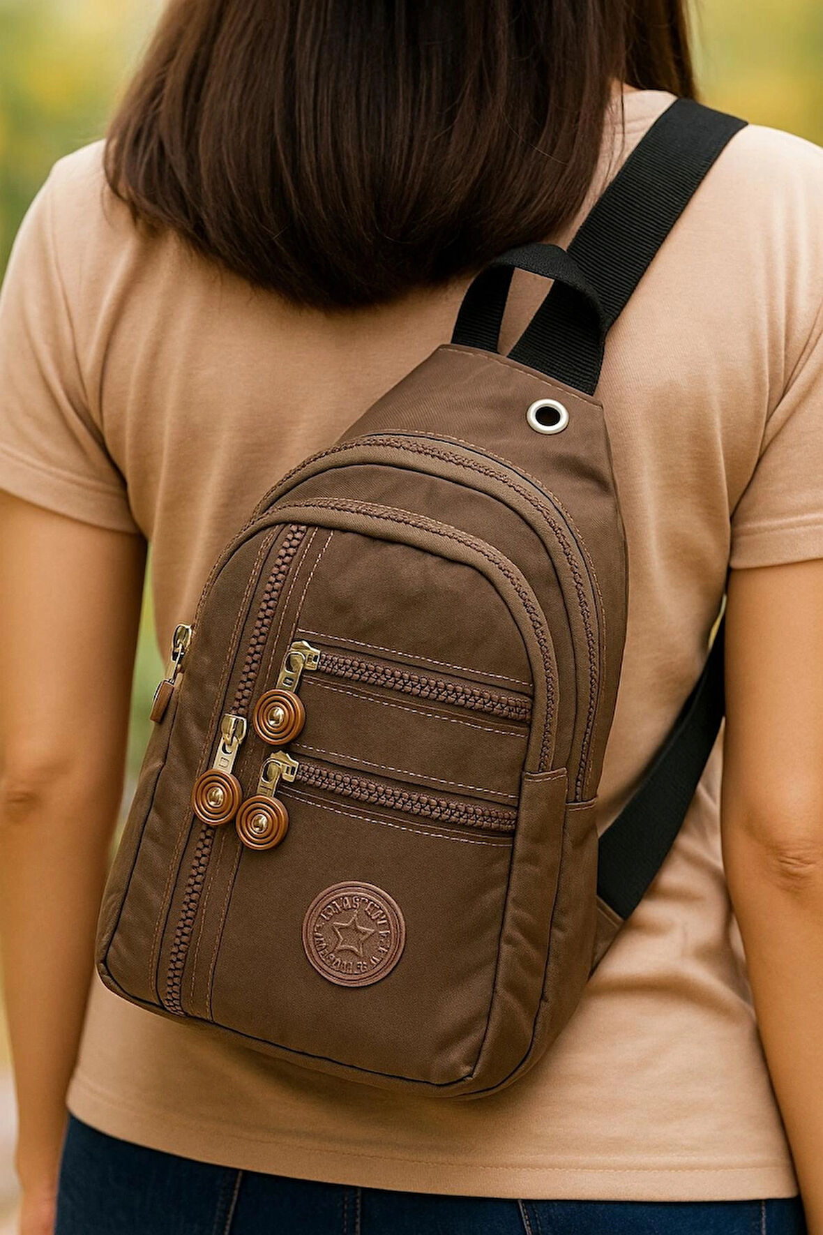 NEWİSH POLO KADIN KRİNKIL KUMAŞ ÇAPRAZ TEK KOL GÖĞÜS VE OMUZ SIRT ÇANTASI-CROSSBODY BAG-SÜTLÜ KAHVE