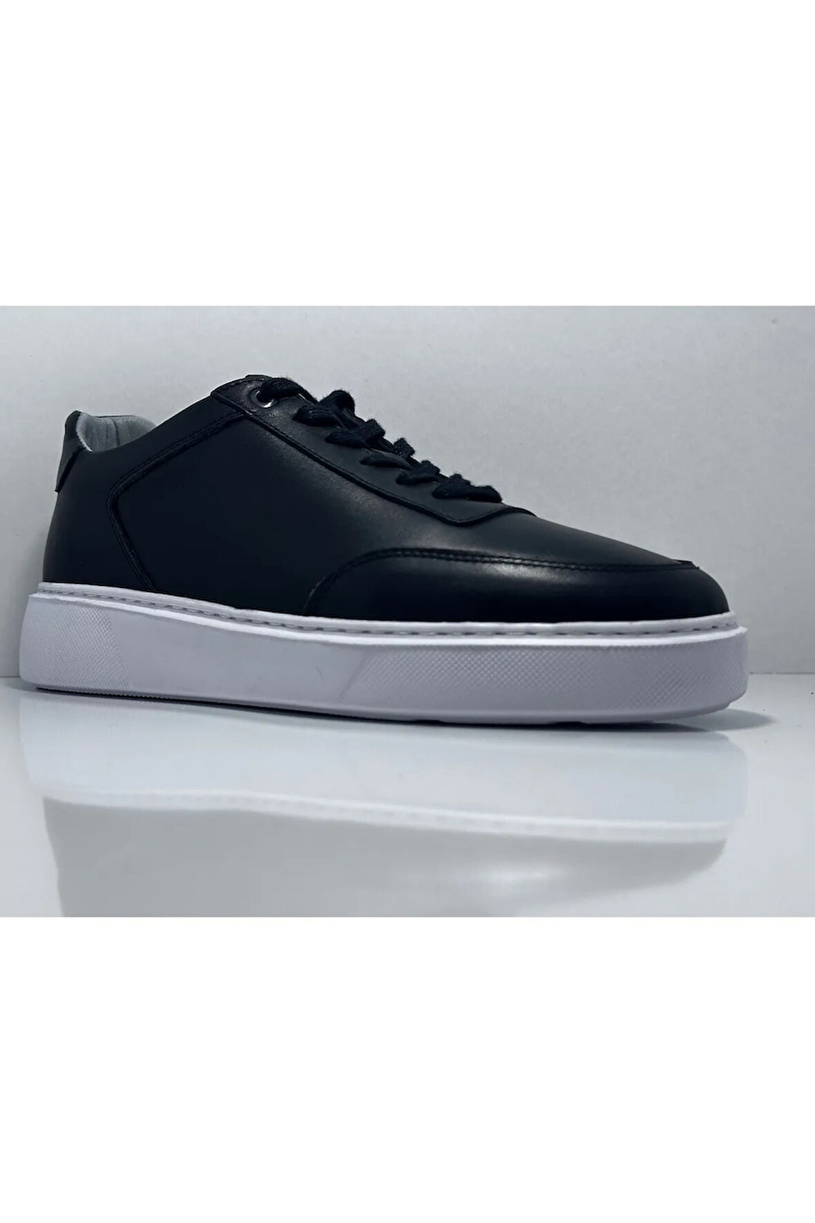 Ayaktarz MİWANO Siyah-Beyaz Eva Taban Bağcıklı Hakiki Deri Günlük Erkek Ayakkabı