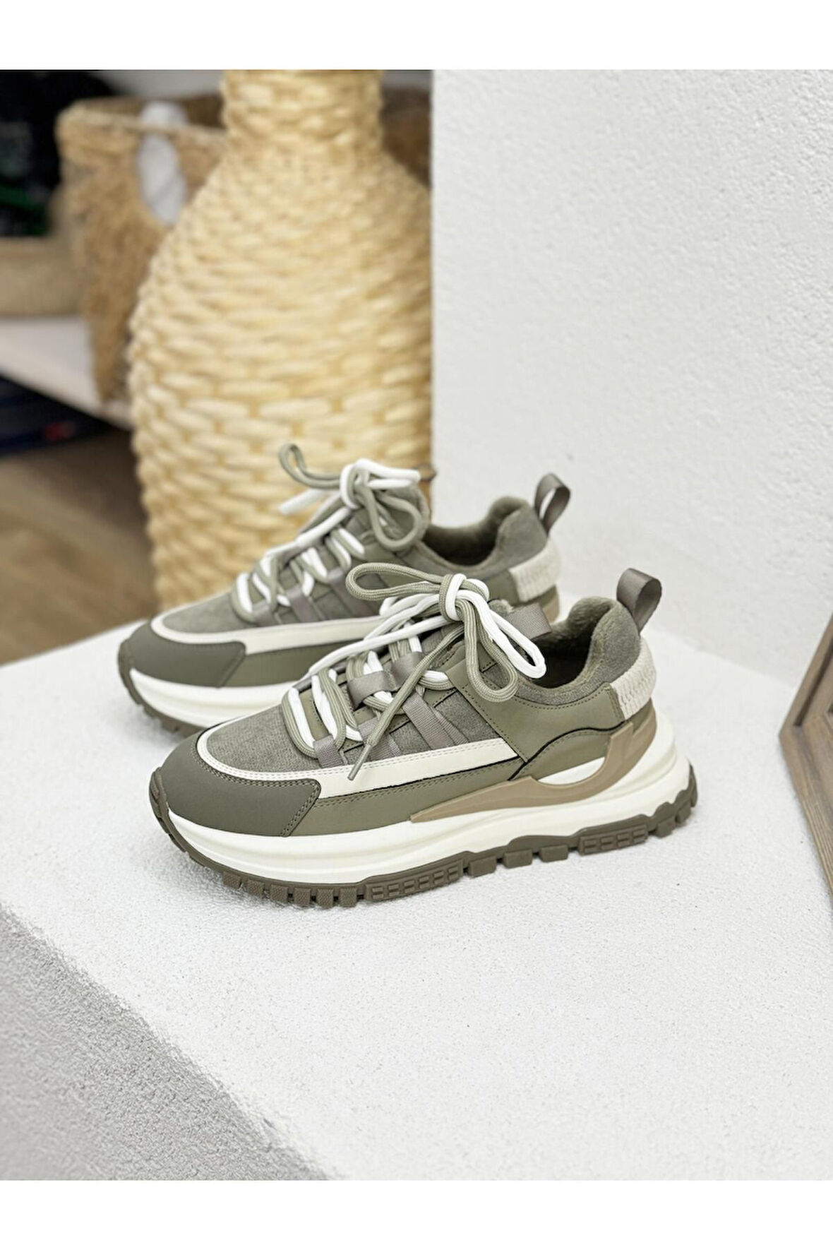 25K331 İÇİ POLAR 6CM KALIN TABAN SNEAKER SPOR AYAKKABI