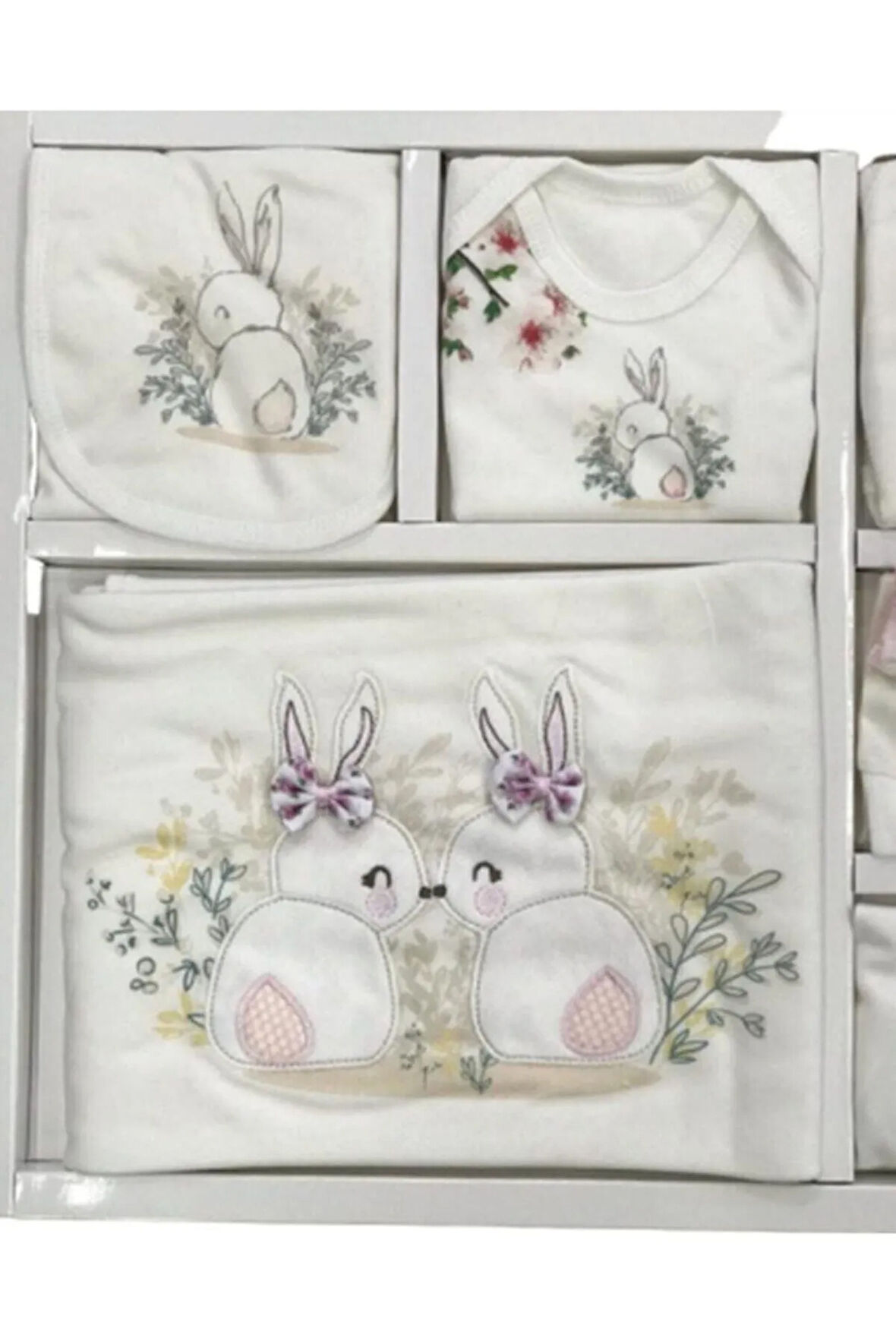 Kız Bebek Beyaz Tavşanlı 10'lu Hastane Çıkışı Seti 100532