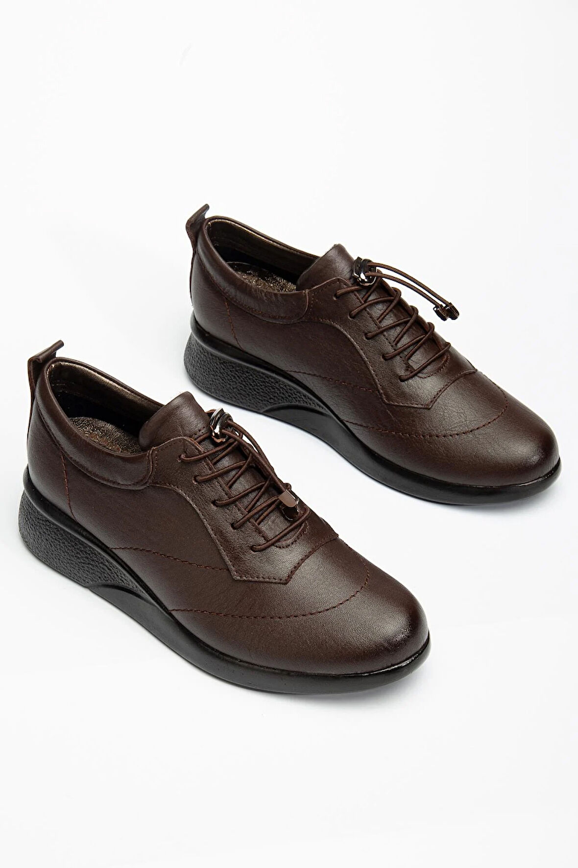 Hakiki Deri Ortopedik Kadın Günlük Ayakkabısı Kahverengi Dolgu Topuklu Elastik Bağcıklı