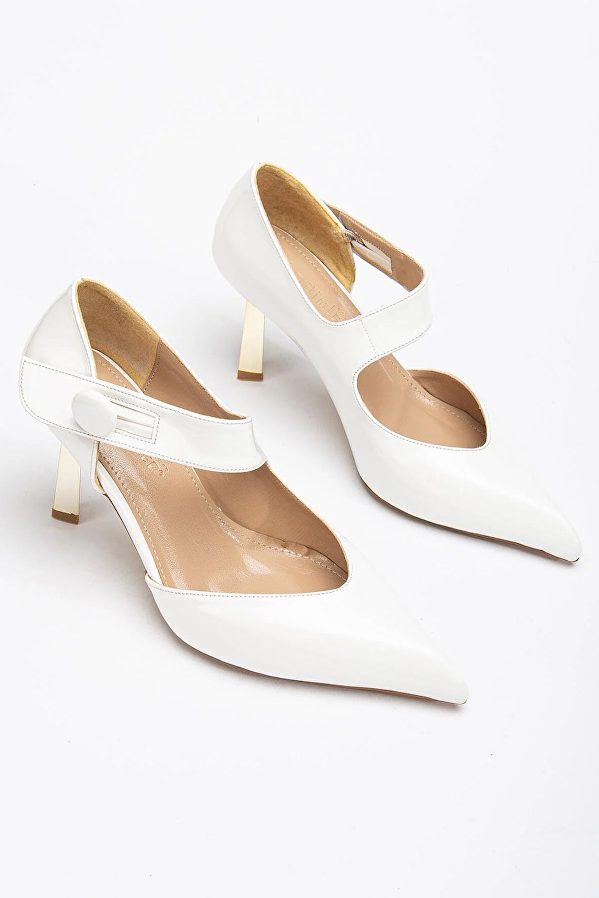 Kadın Stiletto Beyaz Rugan Baretli İnce Topuklu
