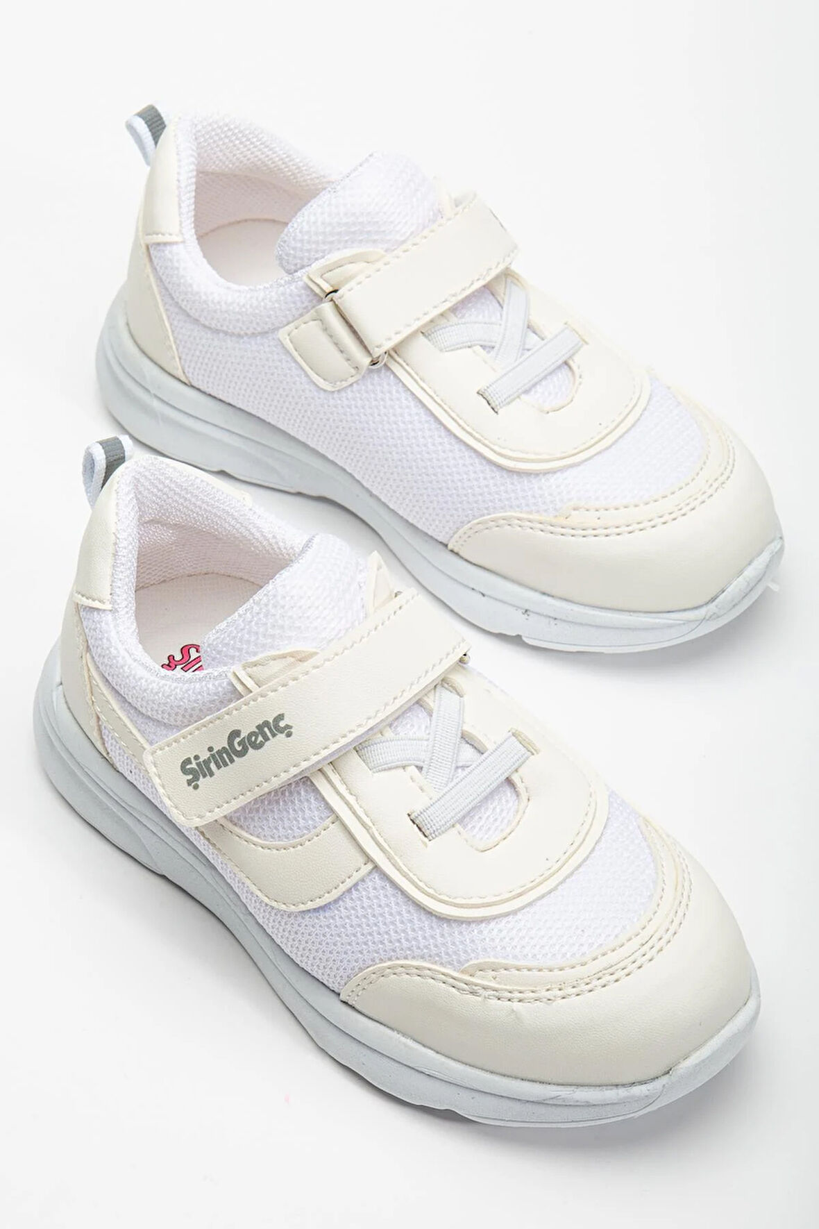 Şiringenç Ortopedik Erkek Çocuk Spor Ayakkabı Beyaz Cırtlı Anorak Malzeme