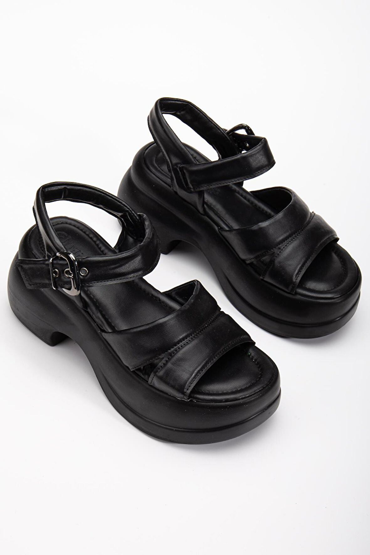 Kadın Dolgu Topuk Sandalet Siyah 2 Kalın Bantlı cilt