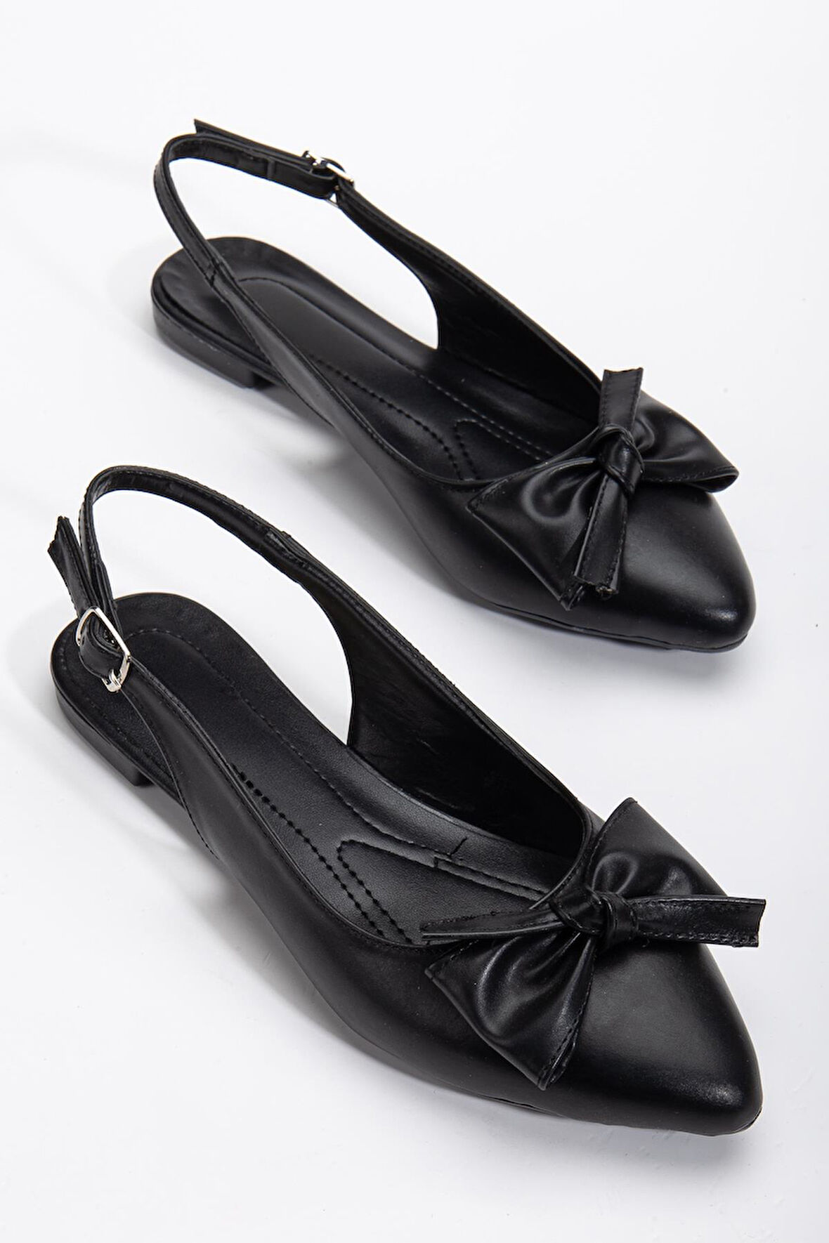 Kadın Babet Siyah Arka Açık Fiyonklu