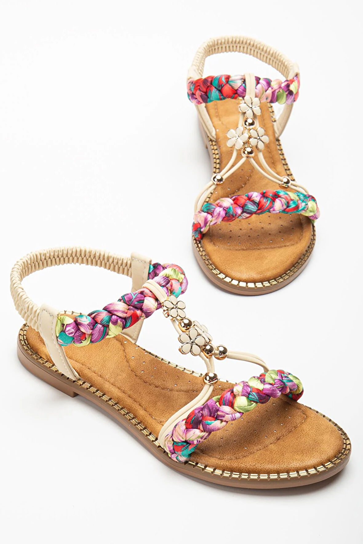 Kadın DÜz Topuklu Sandalet Bej Örgü Bantlı Çiçek Tokalı
