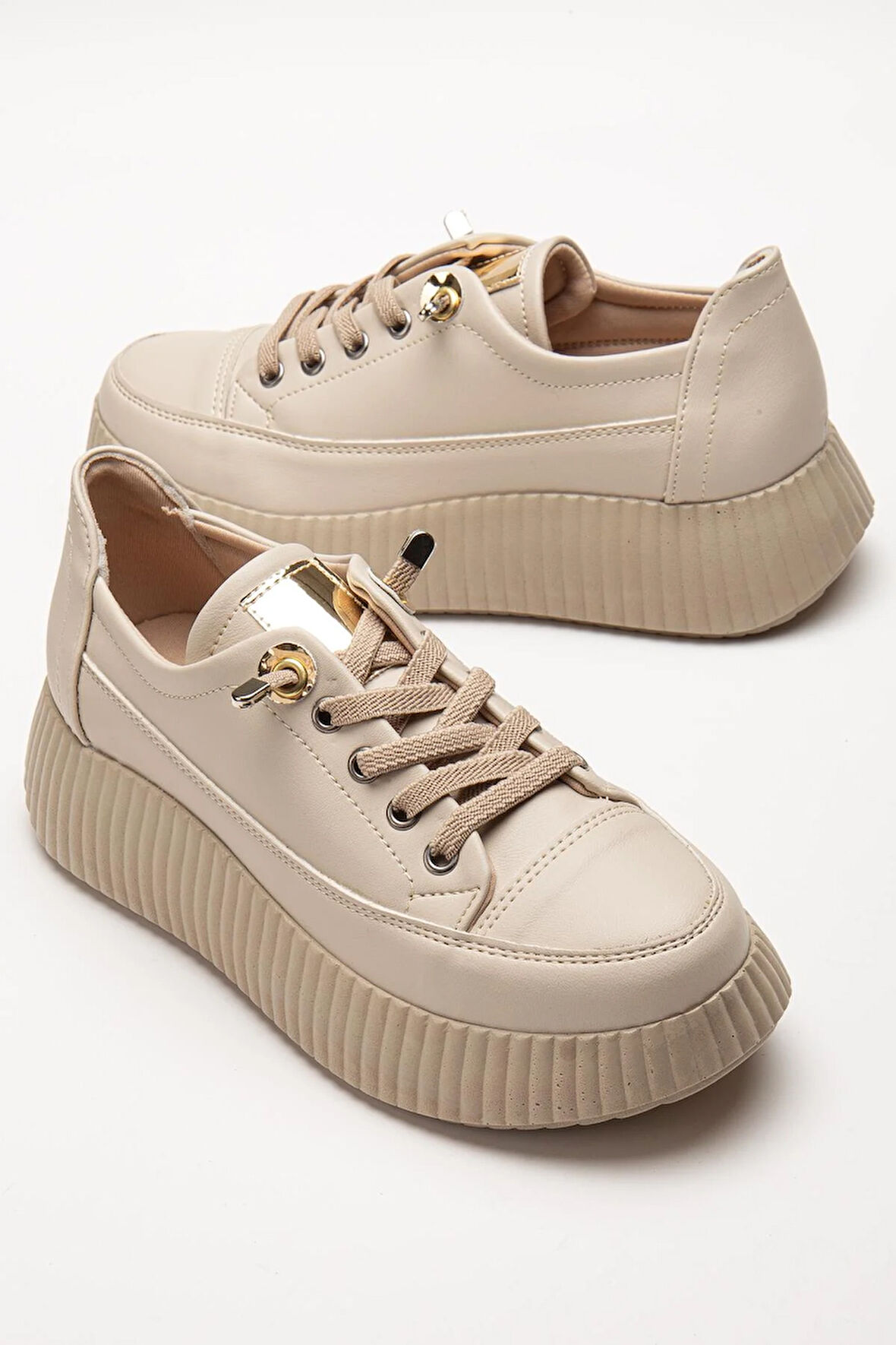 Kadın Casual Spor Ayakkabı Bej Elastik Bağcıklı Kalın Taban