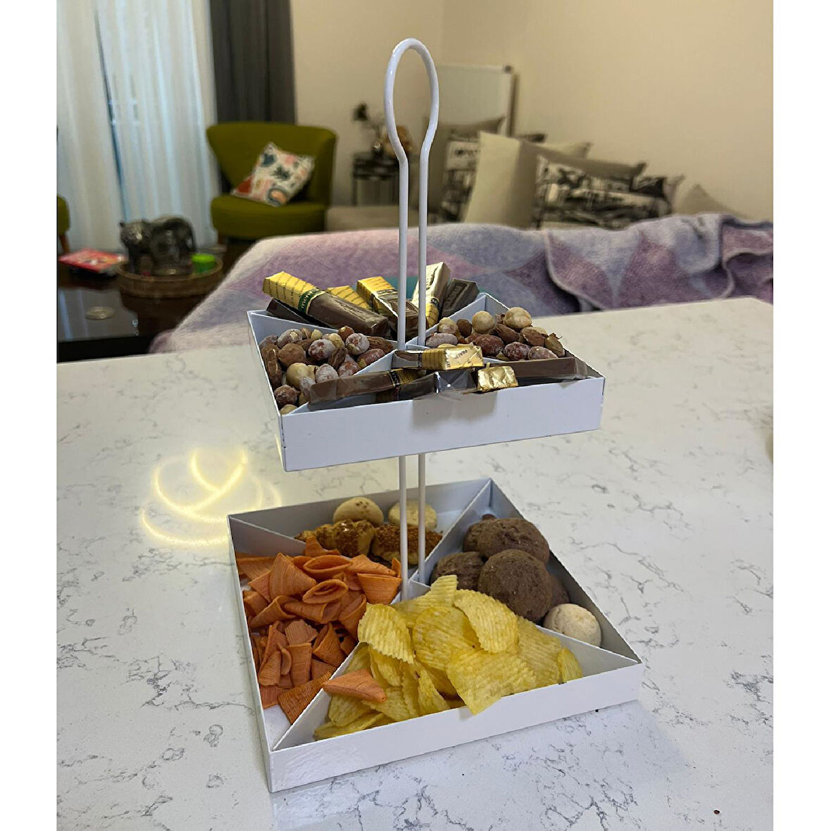 2 Katlı Dekoratif Beyaz Metal Çerezlik / Peynir Sunum Servis Tabağı - Lokumluk / Makaron, Pankek ve Tatlı Sunumu İçin