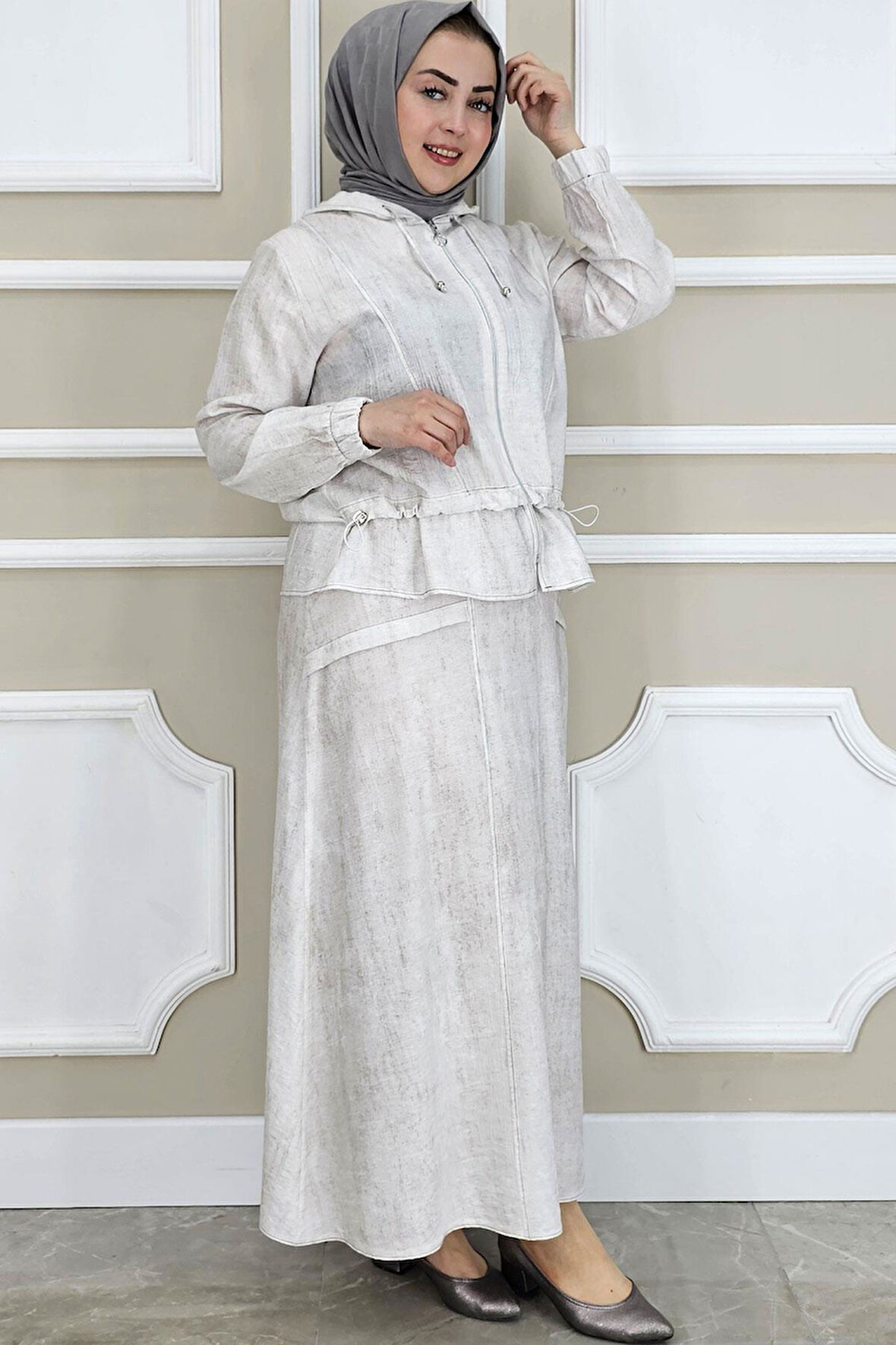 KADIN KAPÜŞONLU ETEKLİ TESETTÜR TAKIM