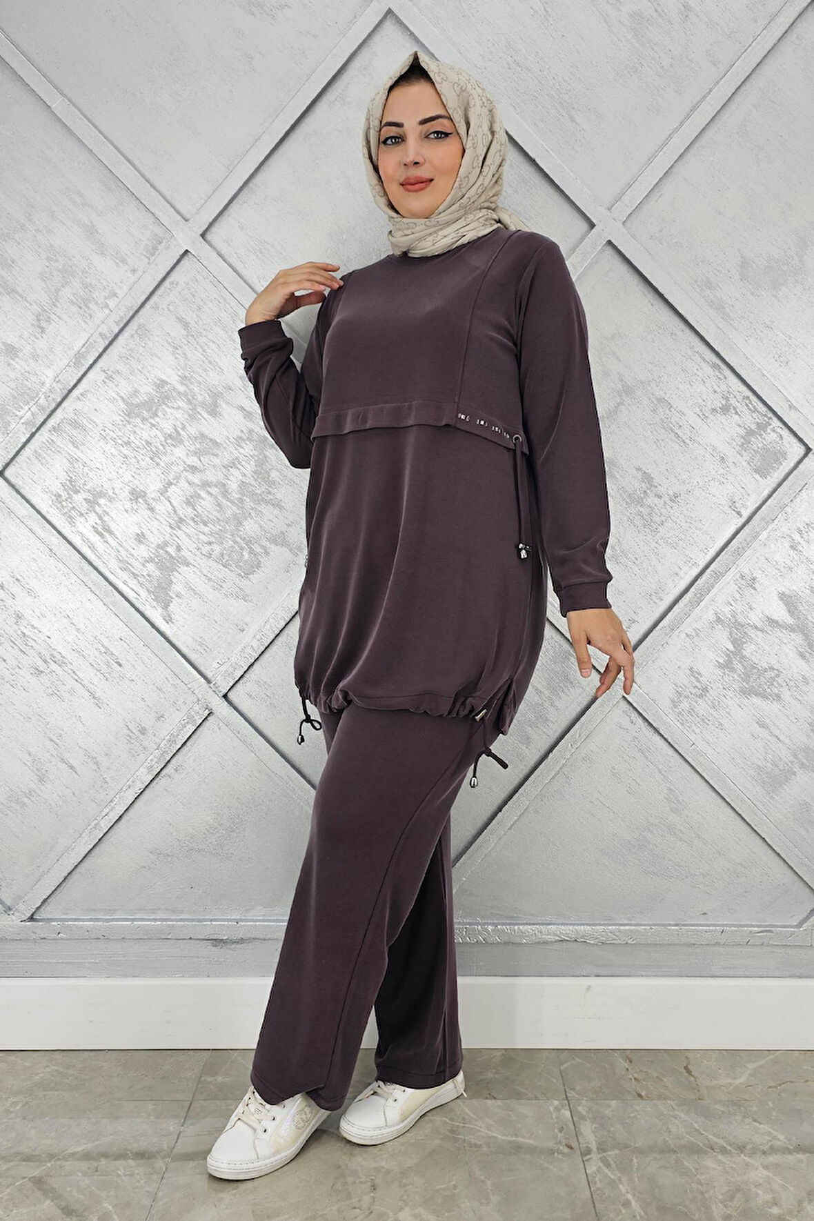 KADIN TAŞ DETALI BAĞCIKLI TESETTÜR TAKIM