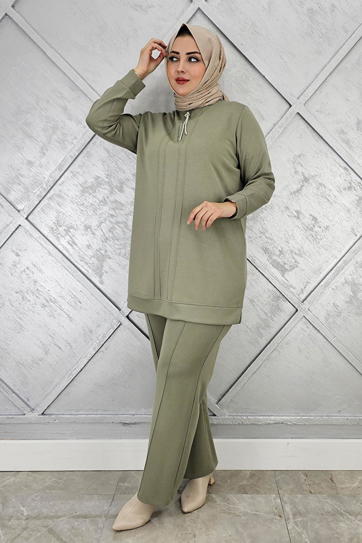 KADINFERMUAR DETAYLI TESETTÜR TAKIM