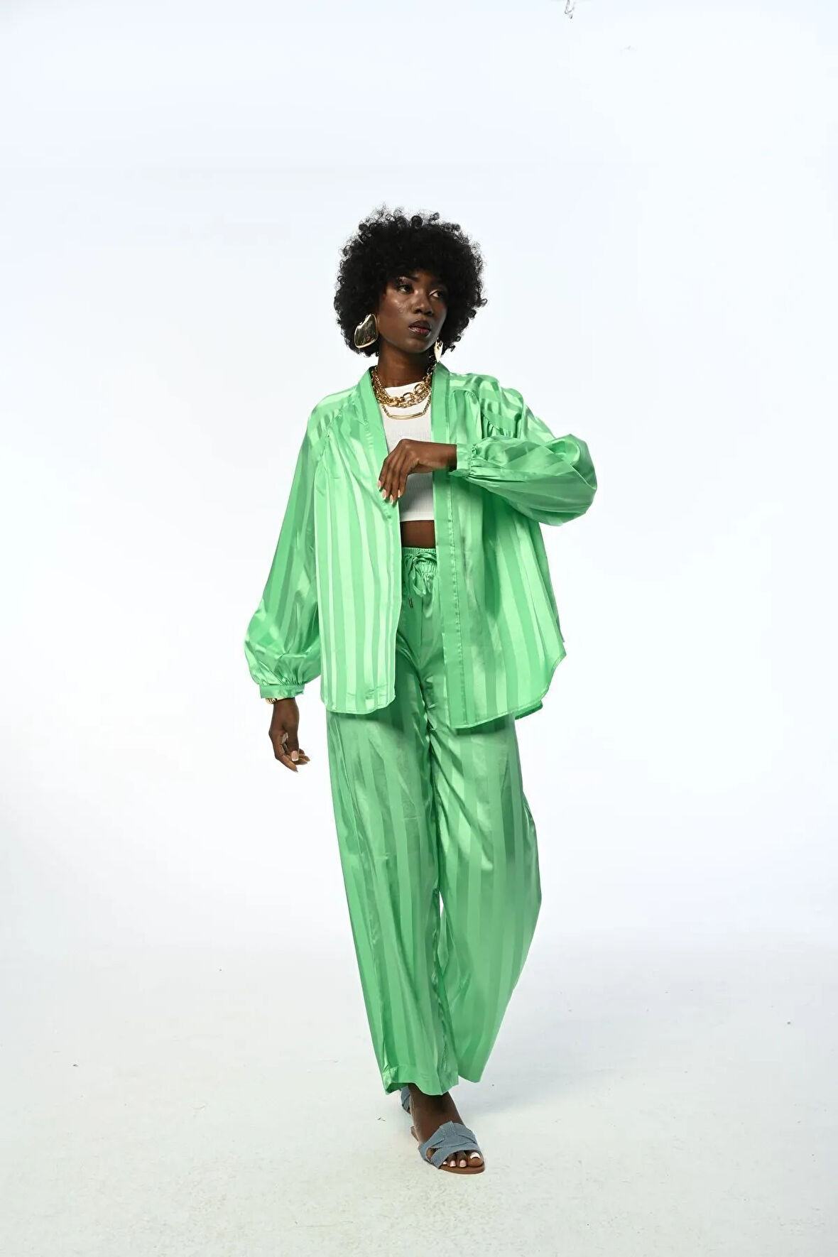 KADIN RAHAT KALIP BOL PAÇA YEŞİL ÇİZGİLİ PANTOLON