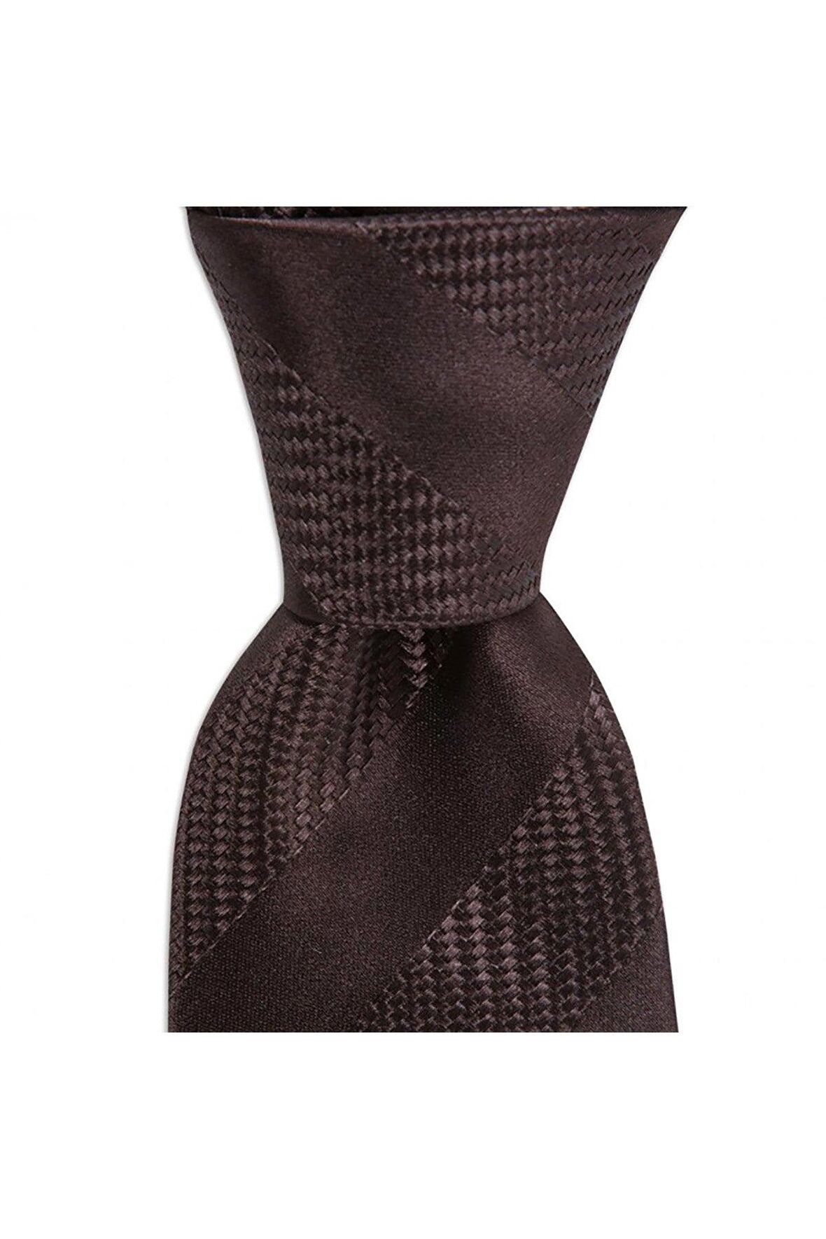 Kahverengi çizgili 8 cm genişliğinde ipek kravat