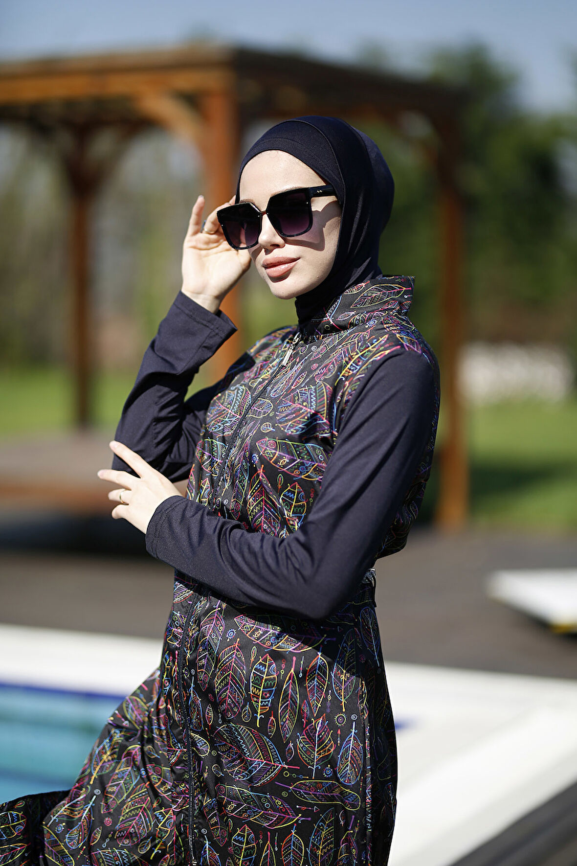 Tam Kapalı Tesettür Mayo Rengi Rengarenk Yaprak MERVE | 3XL