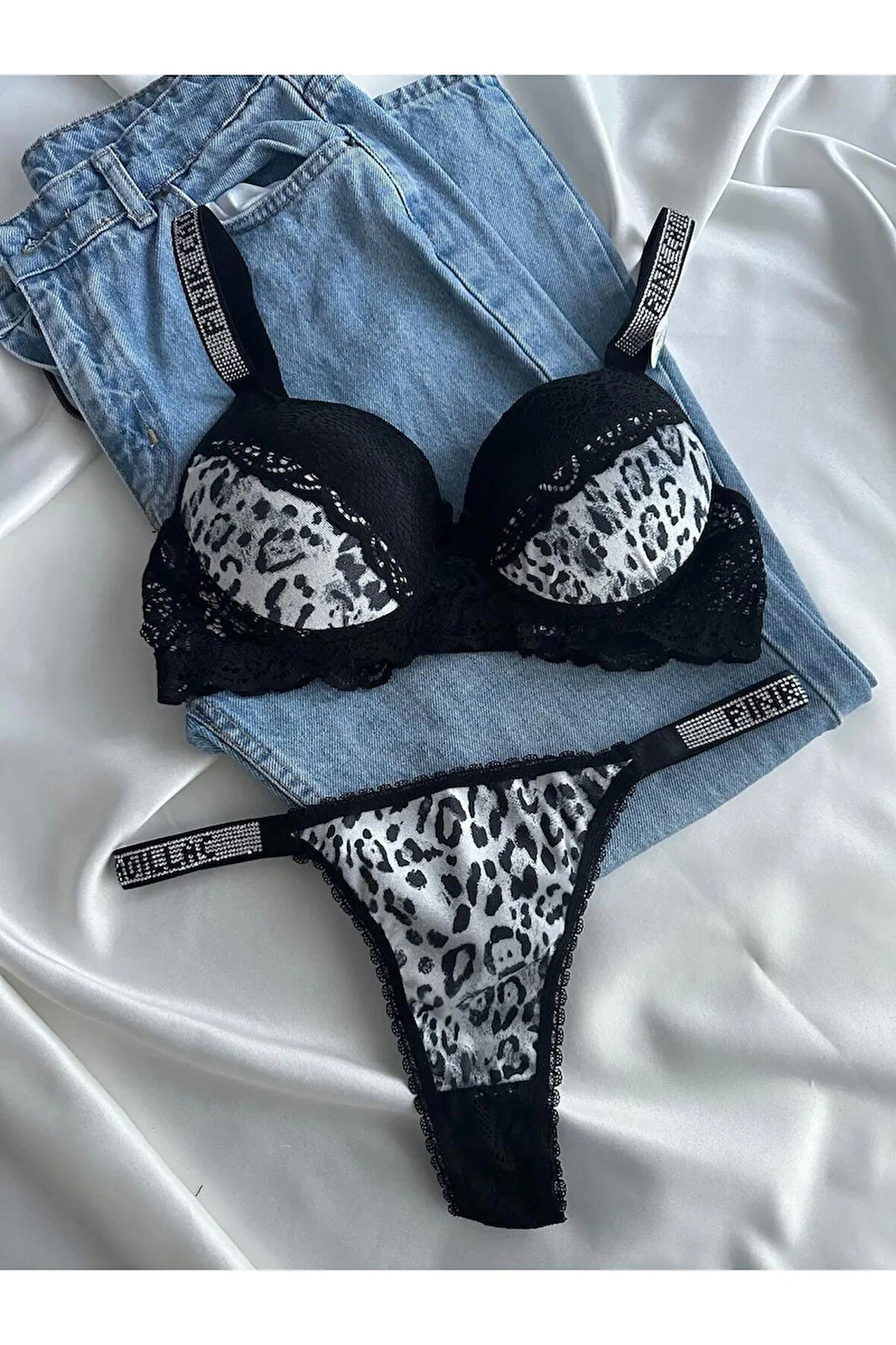 Kadın Leopar Dantelli Taşlı Balenli Destekli Dolgulu Push Up Sütyen Takımı Iç Çamaşırı Takımı