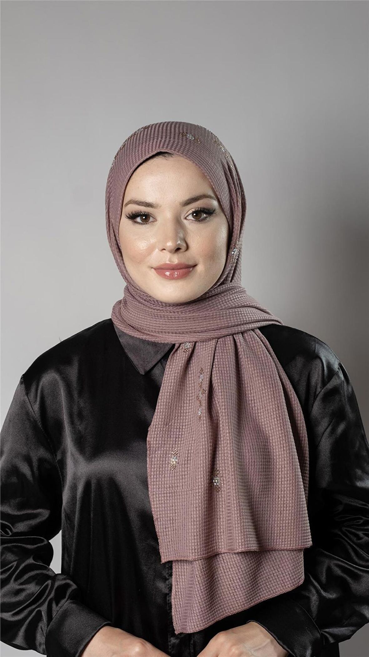 Gül Kurusu Pratik Hazır Geçmeli Tesettür Şal Örme Kumaş Taşlı Çiçek Desenli  2118C_18