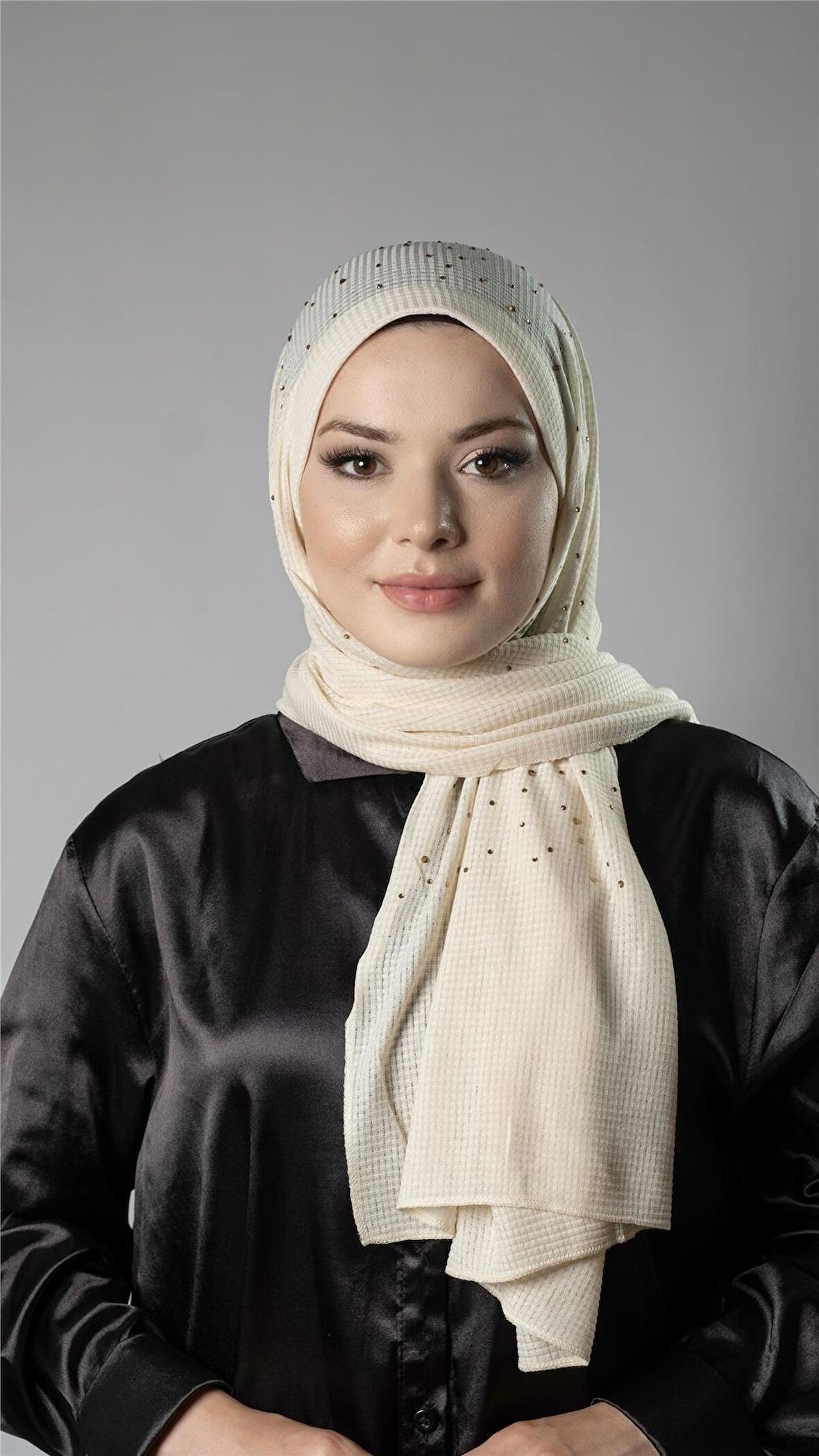 Krem Pratik Hazır Geçmeli Tesettür Şal Örme Kumaş Taş Desenli 2118T_40