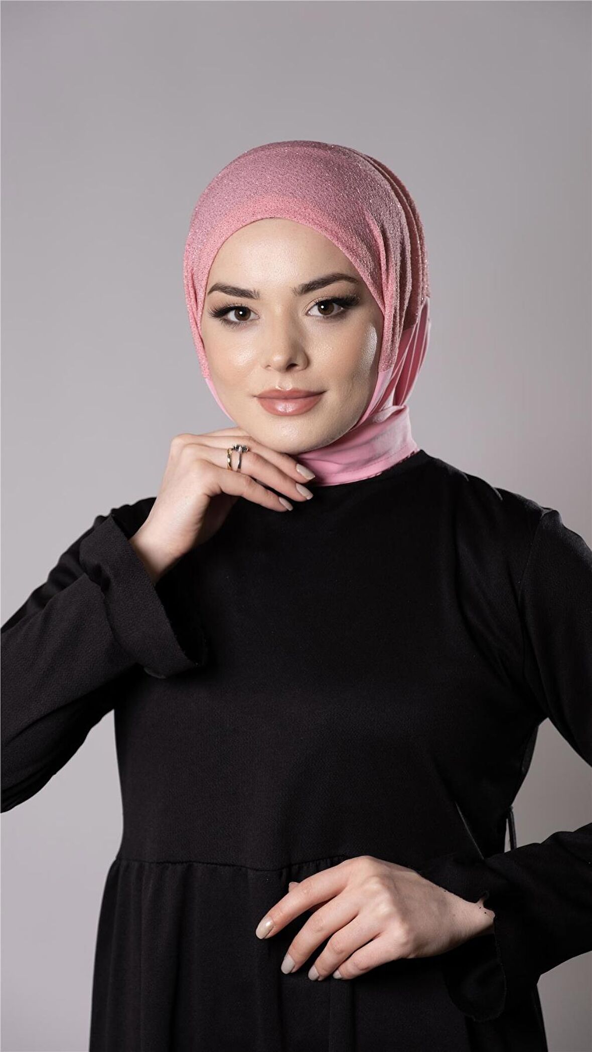 Pembe Pratik Hazır Geçmeli Tesettür Eşarp Sandy Kumaş Arkadan Çıtçıtlı 2206_04