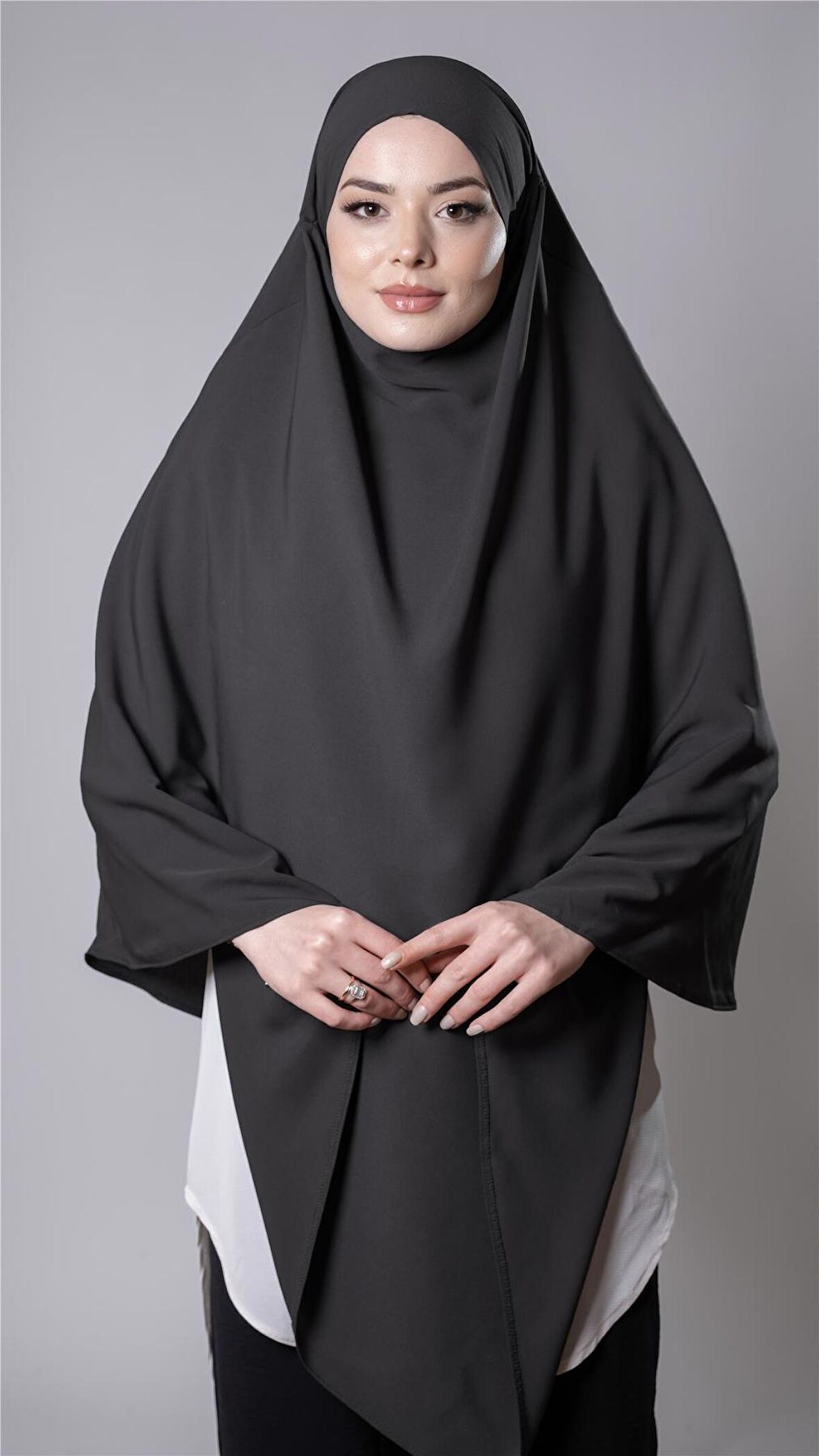 Antrasit Pratik Hazır Geçmeli Tesettür Eşarp Medine İpeği Bağcıklı Sufle Hijab 2301_25