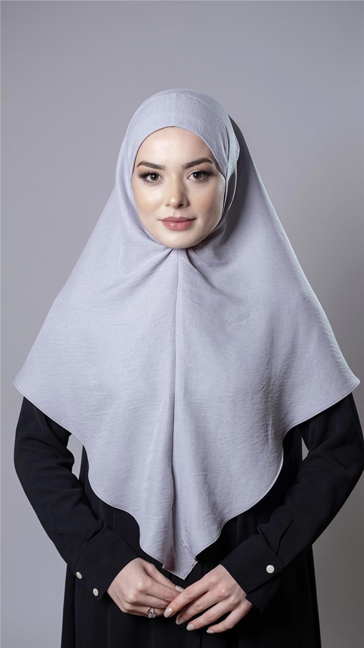Gri Pratik Hazır Geçmeli Tesettür Eşarp Pamuk Caz Kumaş Düz Hijab 2306_15