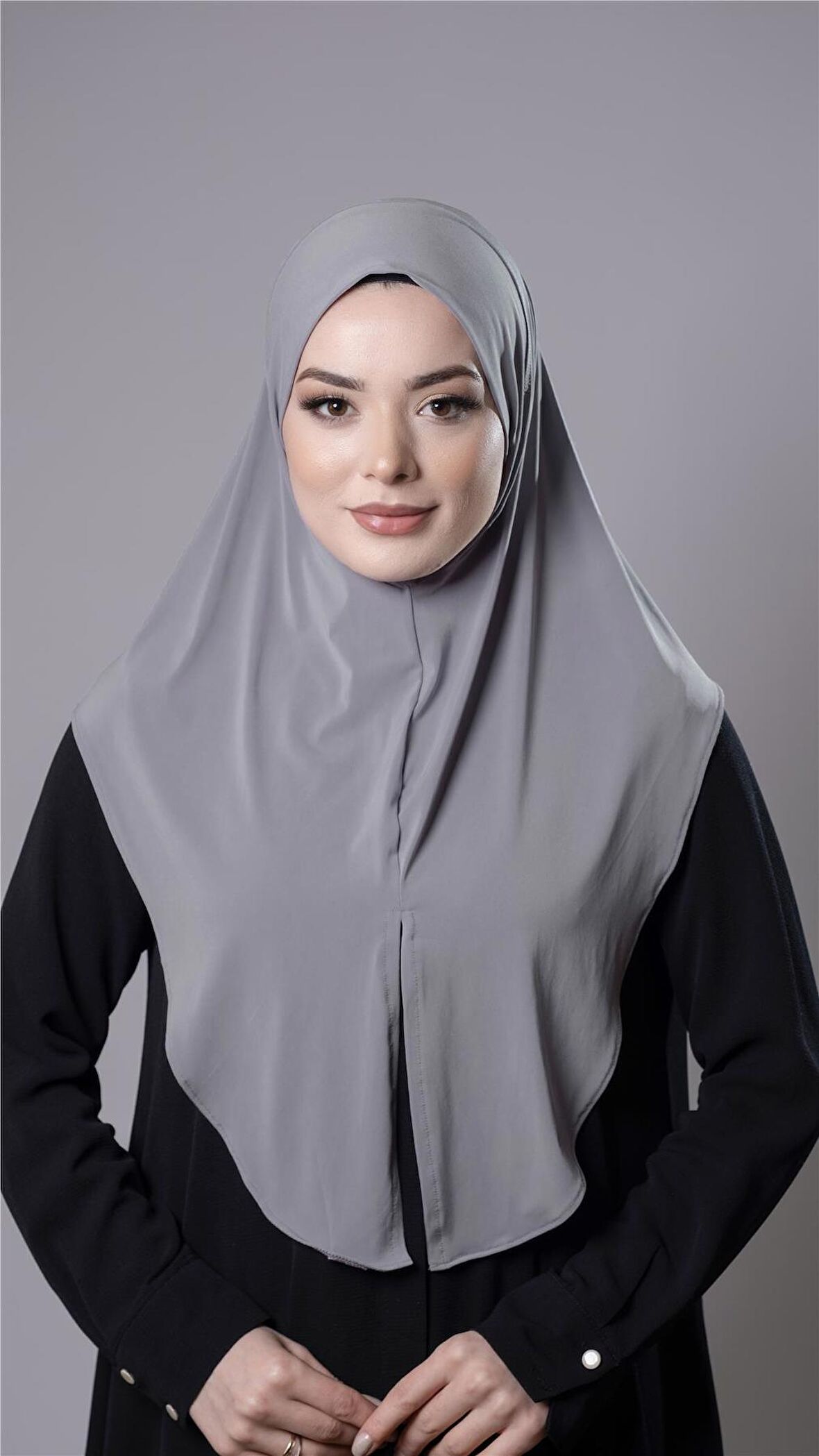 Gri Pratik Hazır Geçmeli Tesettür Eşarp Sandy Kumaş Yırtmaçlı Düz Hijab 2310_15