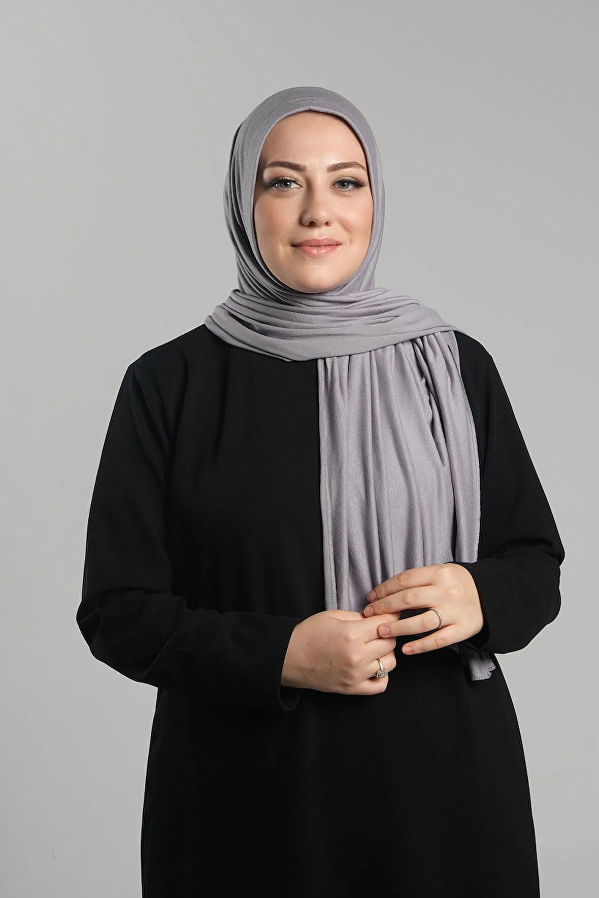 Gri Pratik Hazır Geçmeli Şal Viskon Önü Süngerli Penye Şal 2202_15