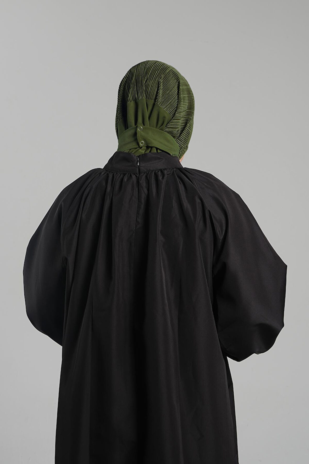 Haki Pratik Hazır Geçmeli Tesettür Eşarp Sandy Arkadan Çıtçıtlı Piliseli Hijab 2406_09
