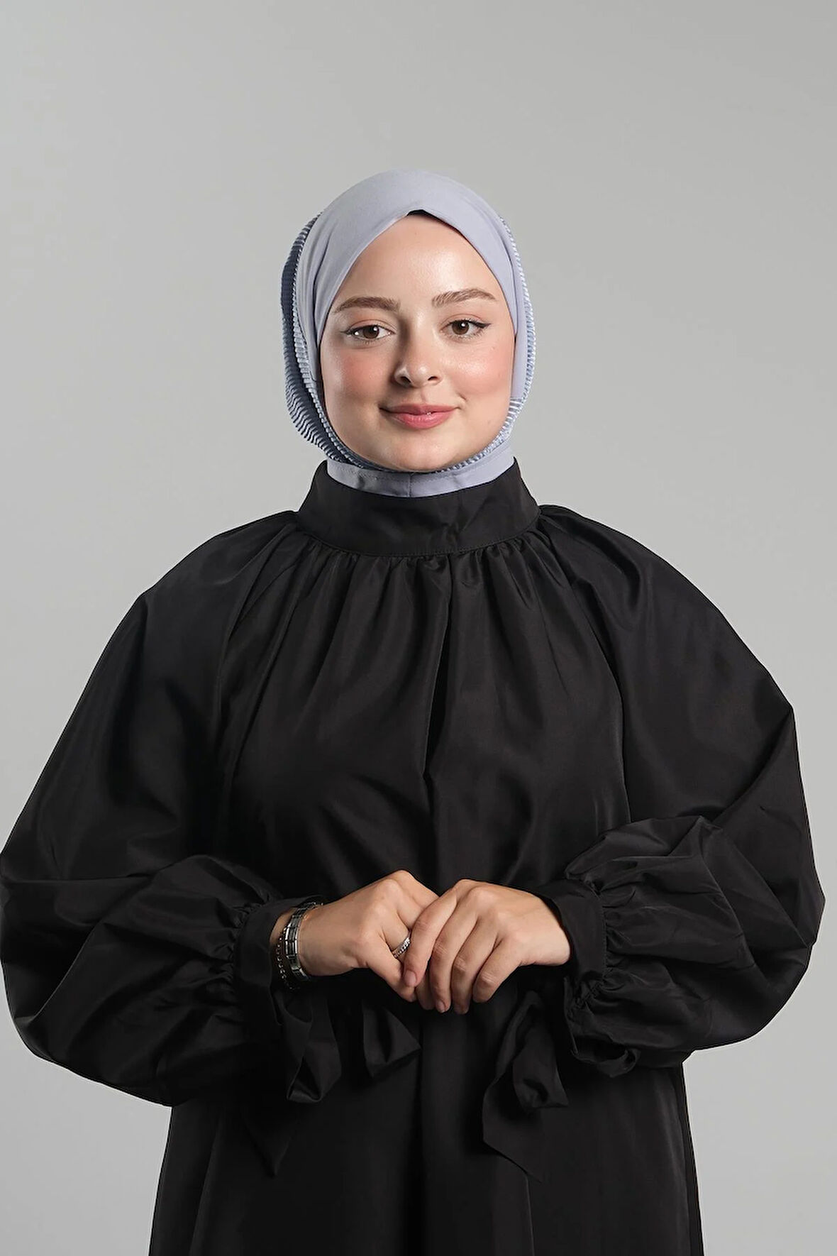 Gri Pratik Hazır Geçmeli Tesettür Eşarp Sandy Arkadan Çıtçıtlı Piliseli Hijab 2406_15