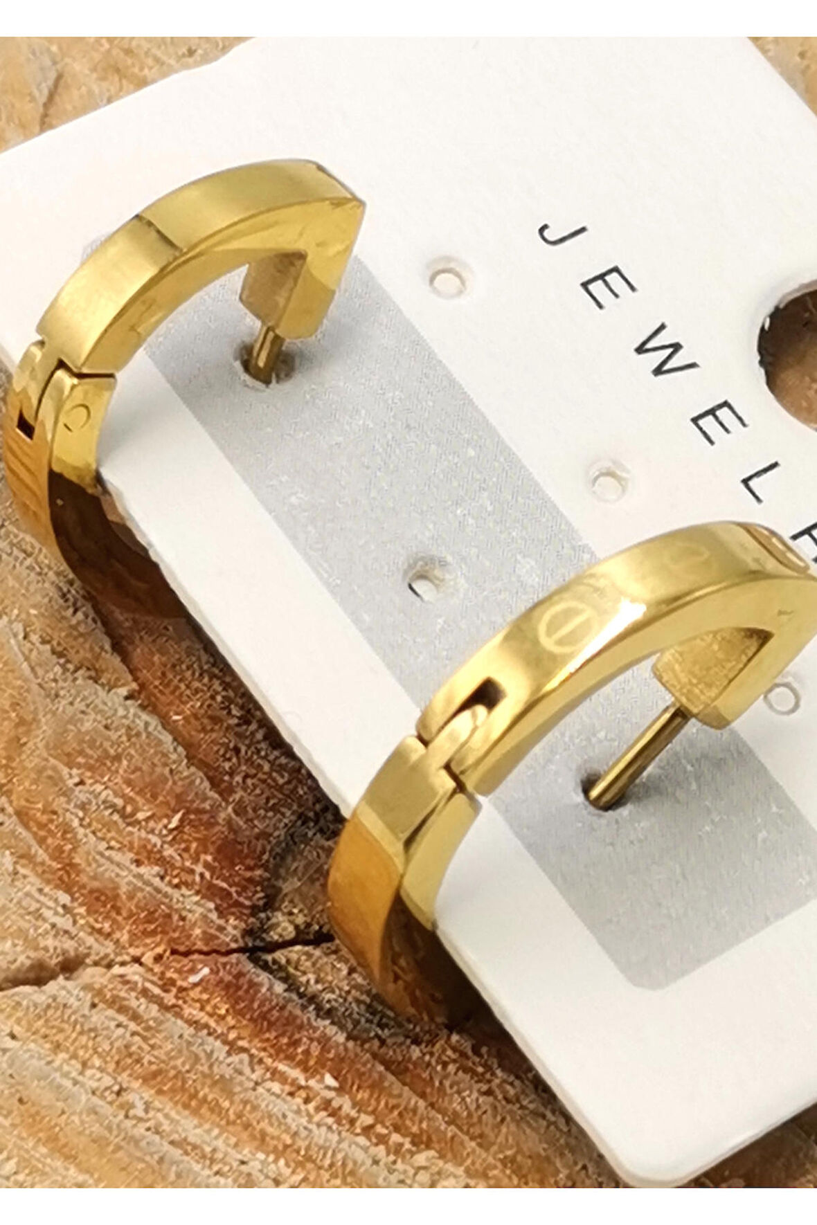 Çelik Figürlü Unisex Küpe