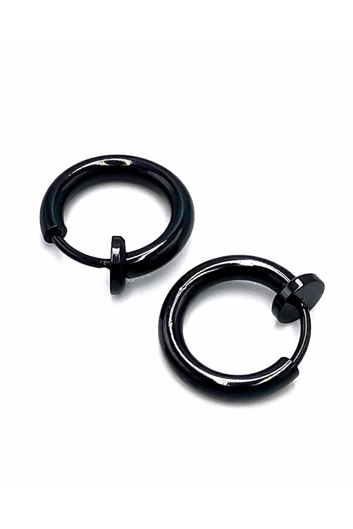 Çelik Figürlü Unisex Küpe