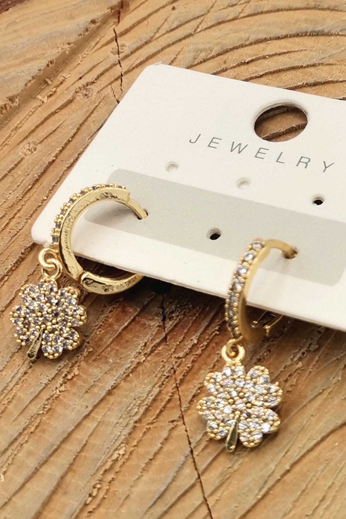 Figürlü Özel Tasarım Lüks Küpe