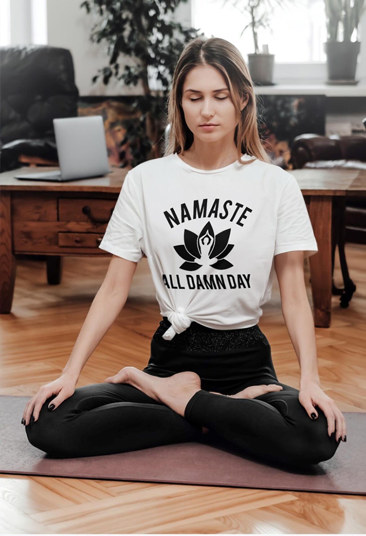 Namaste All Damn Day Yazılı Yoga Tasarım Baskılı Beyaz Kadın T-shirt