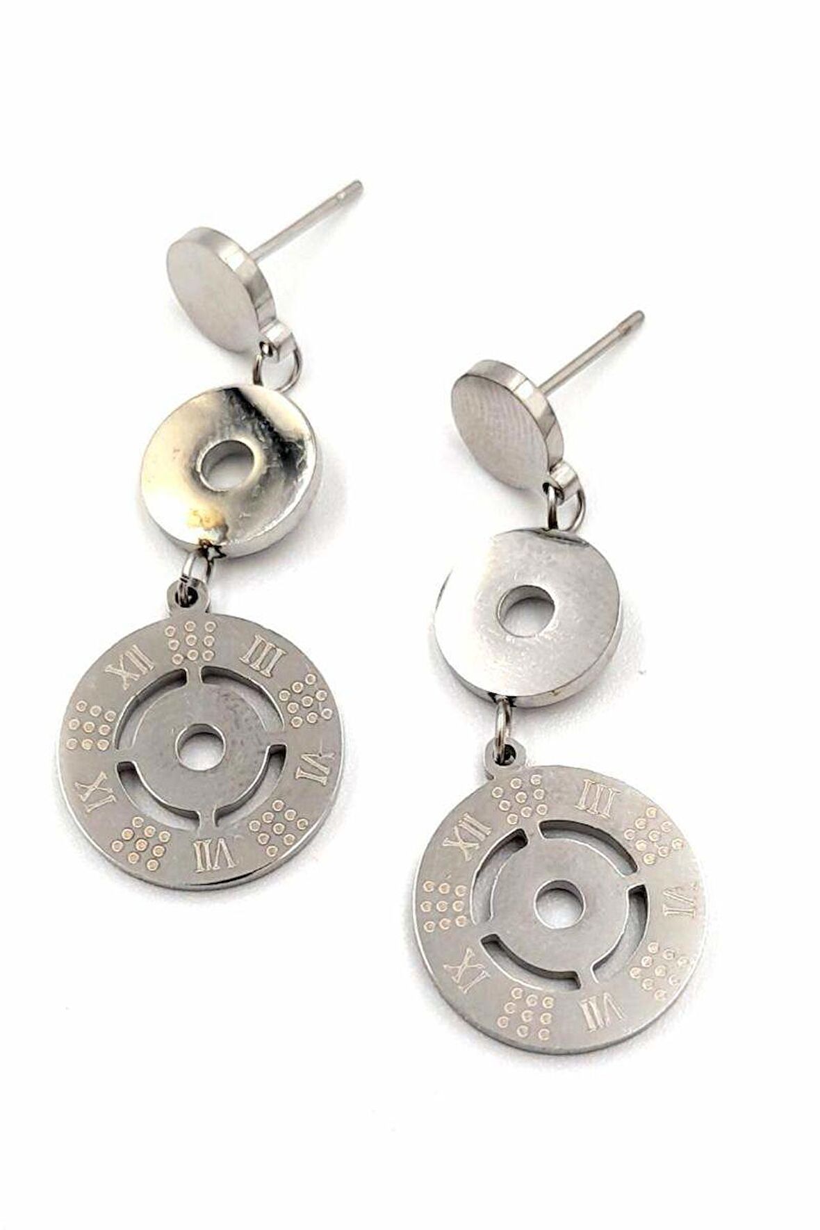 Gümüş Renk Figürlü Çelik Küpe