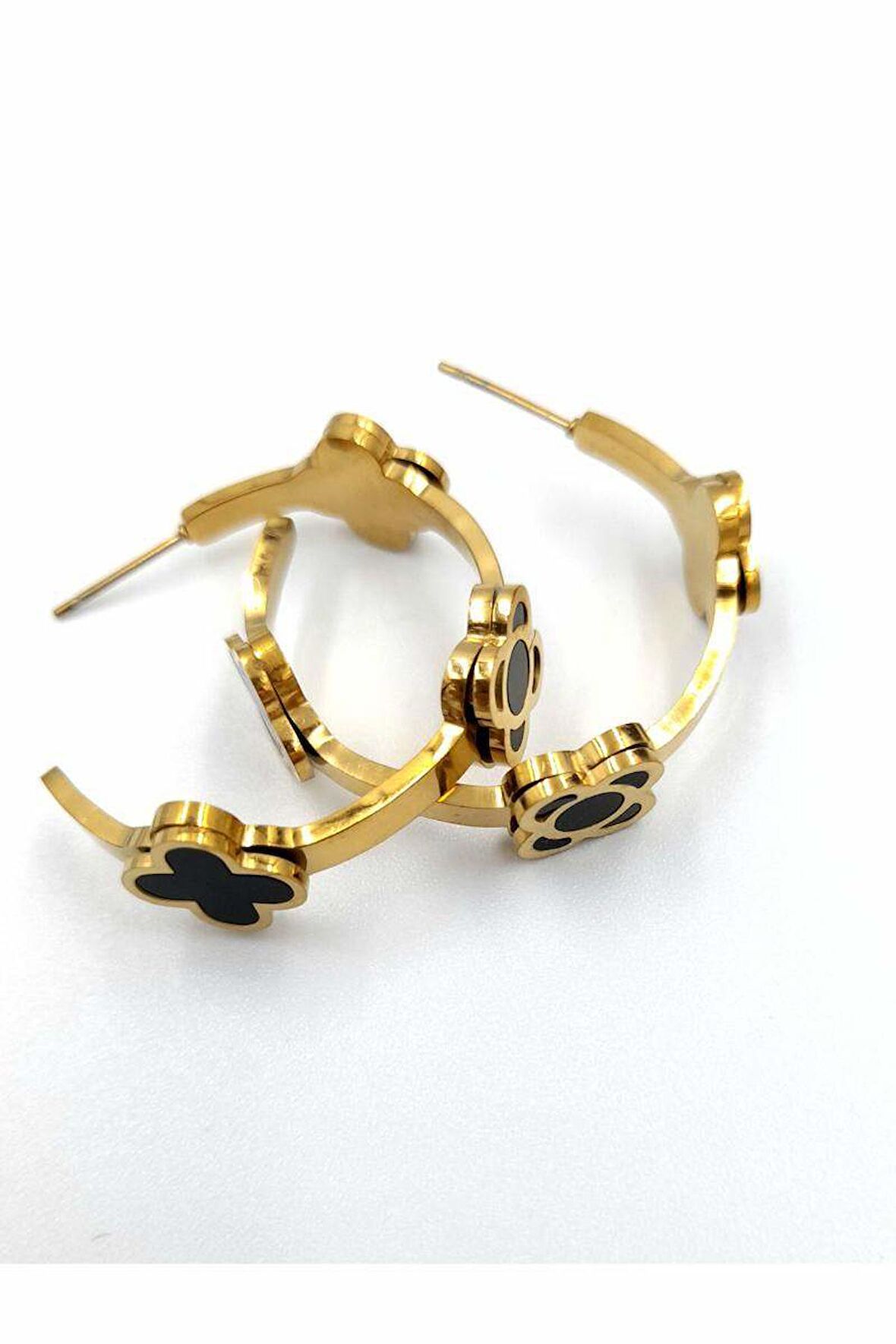 Gold Renk Figürlü Çelik Küpe