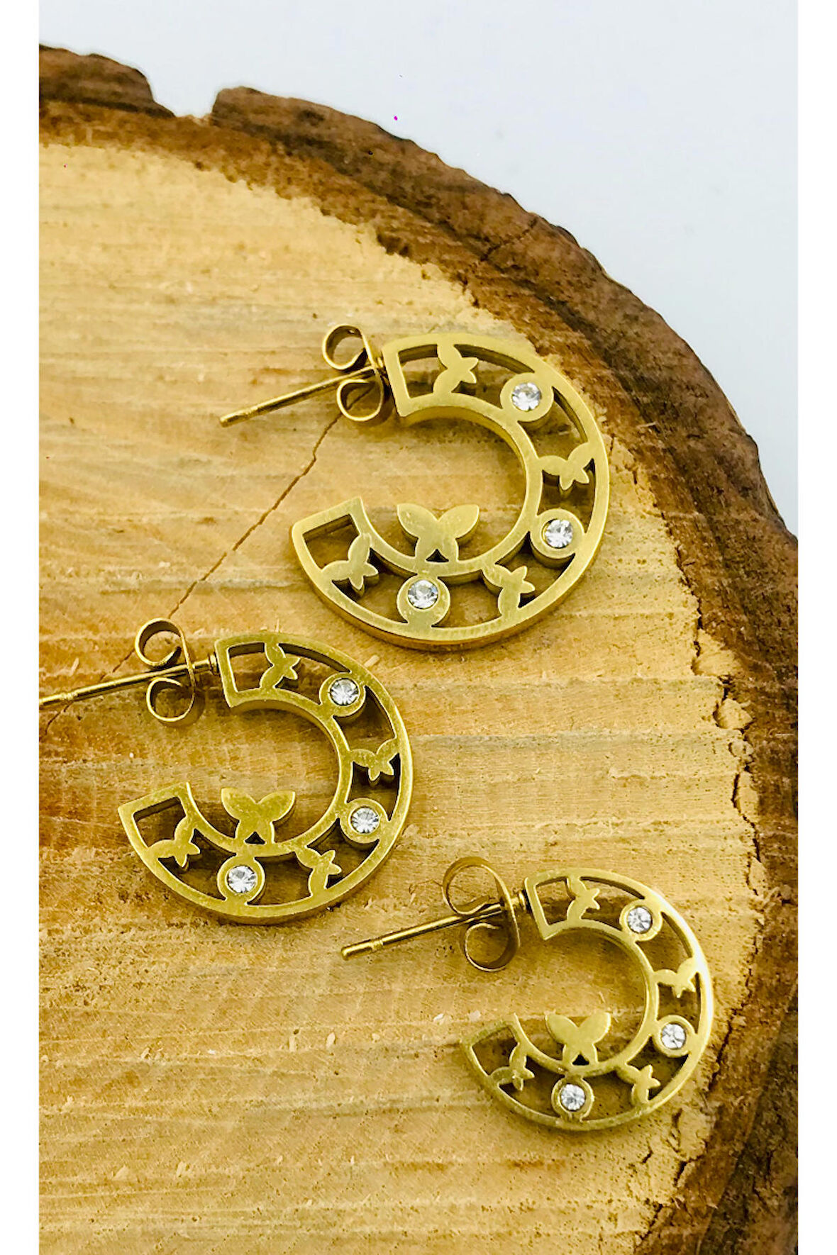 Gold Renk Figürlü Çelik  Küpe