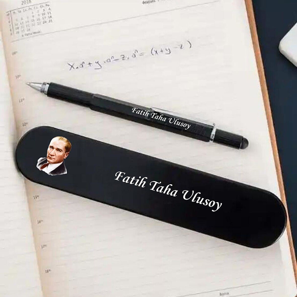 İsme Özel Çok Amaçlı Atatürk Baskı Kutulu Tükenmez Kalem