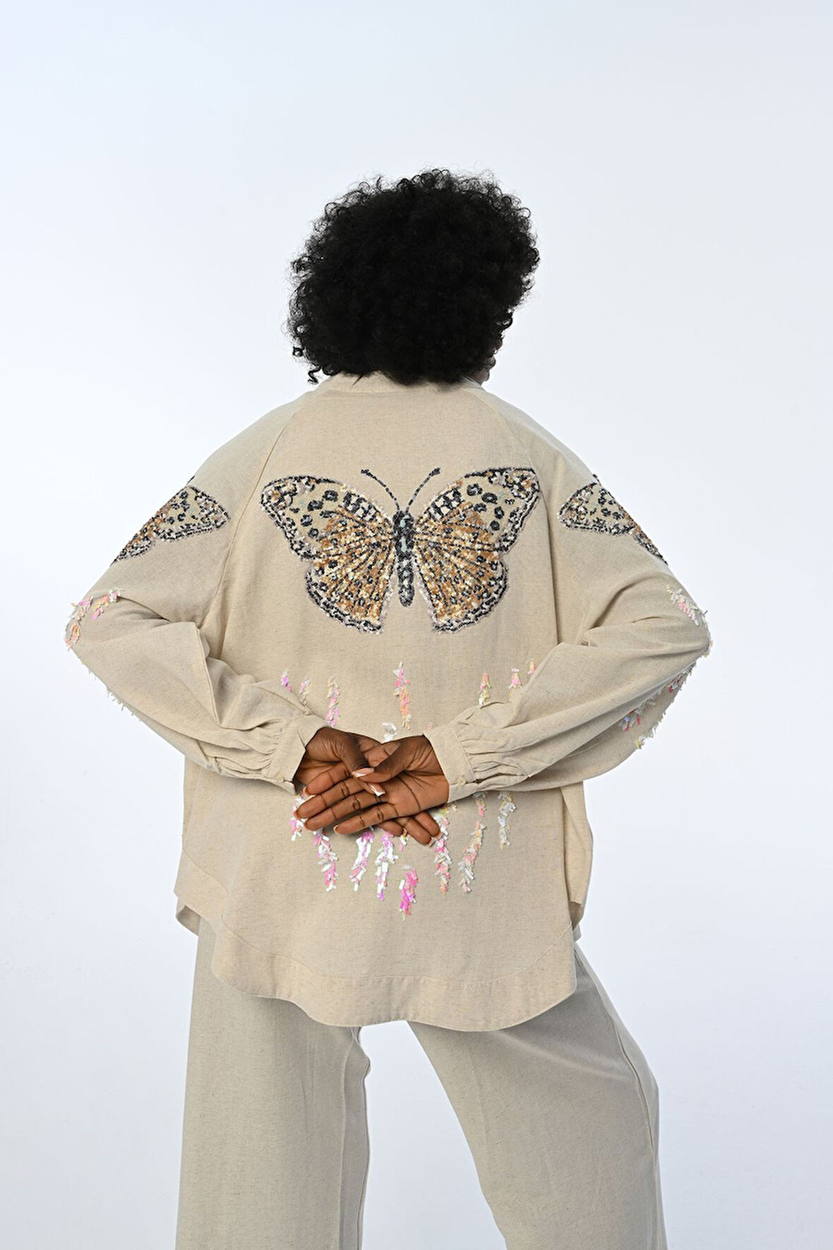 KADIN KELEBEK NAKIŞLI OVERSIZE KİMONO CEKET