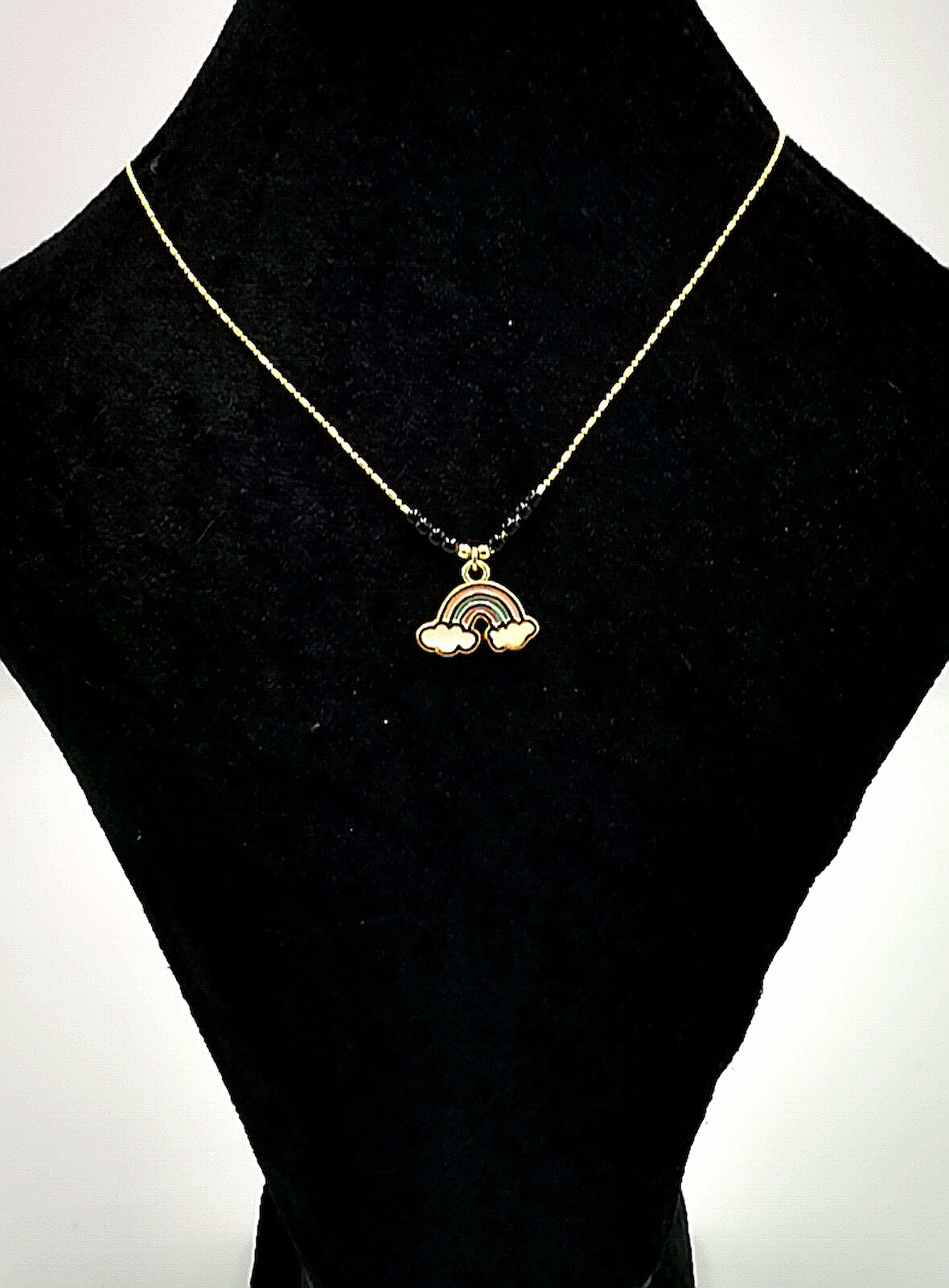 Altın Sarısı Zincir Figürlü Lüks Kararmaz Kolye