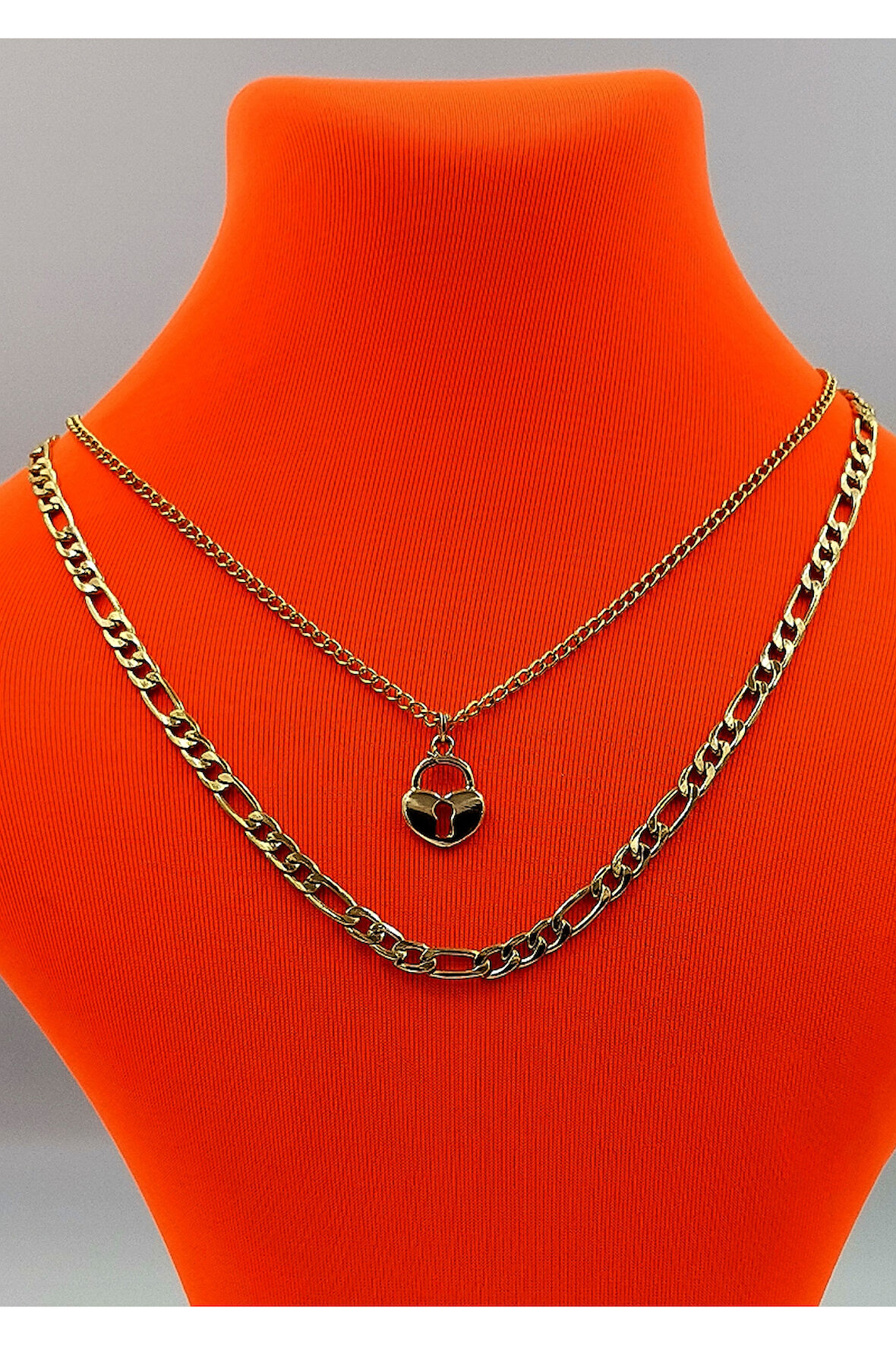 Gold Renk Zincir Figürlü Kararmaz Özel Tasarım Kolye