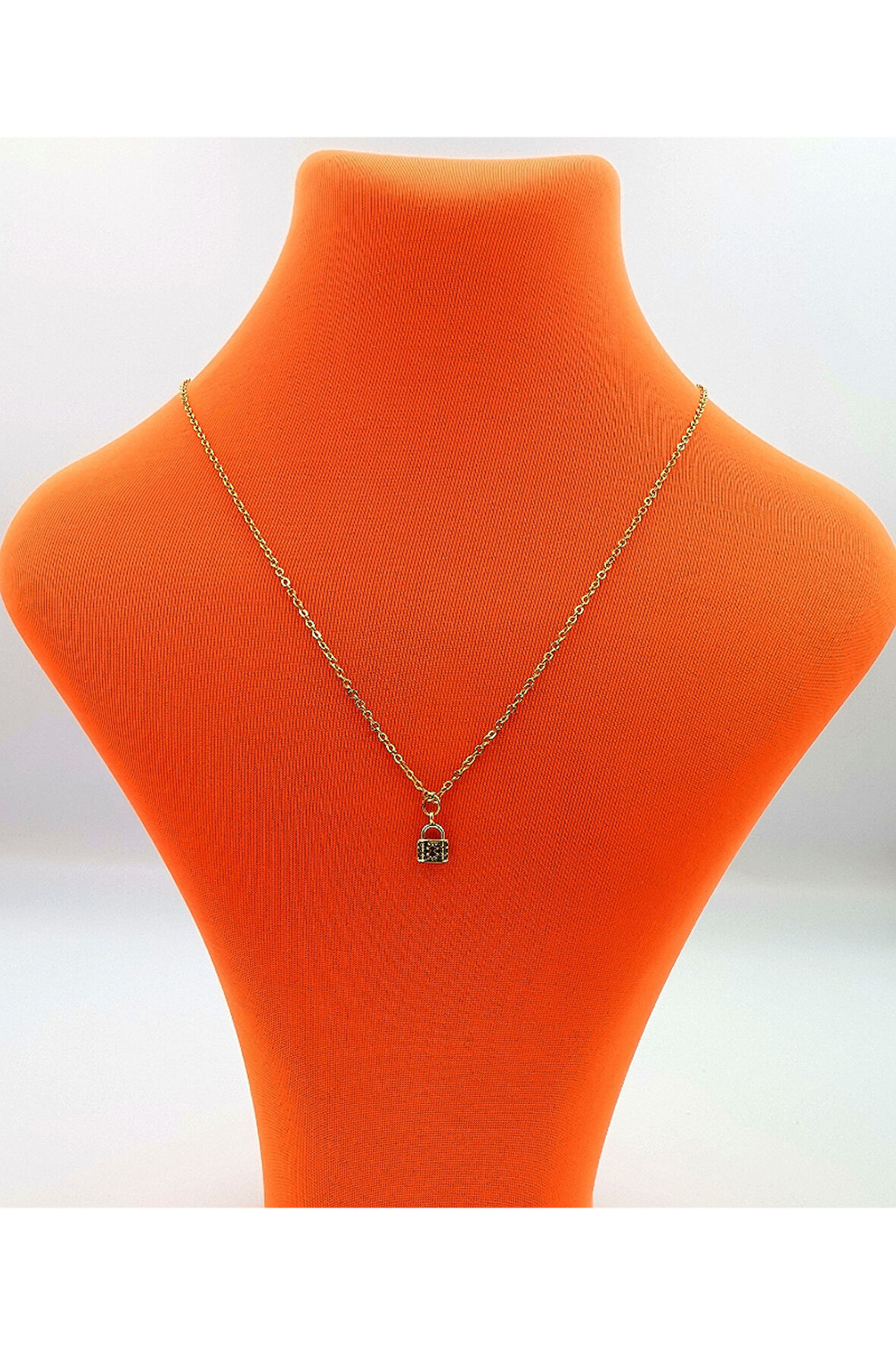 Gold Renk Zincir Figürlü Kararmaz Özel Tasarım Kolye