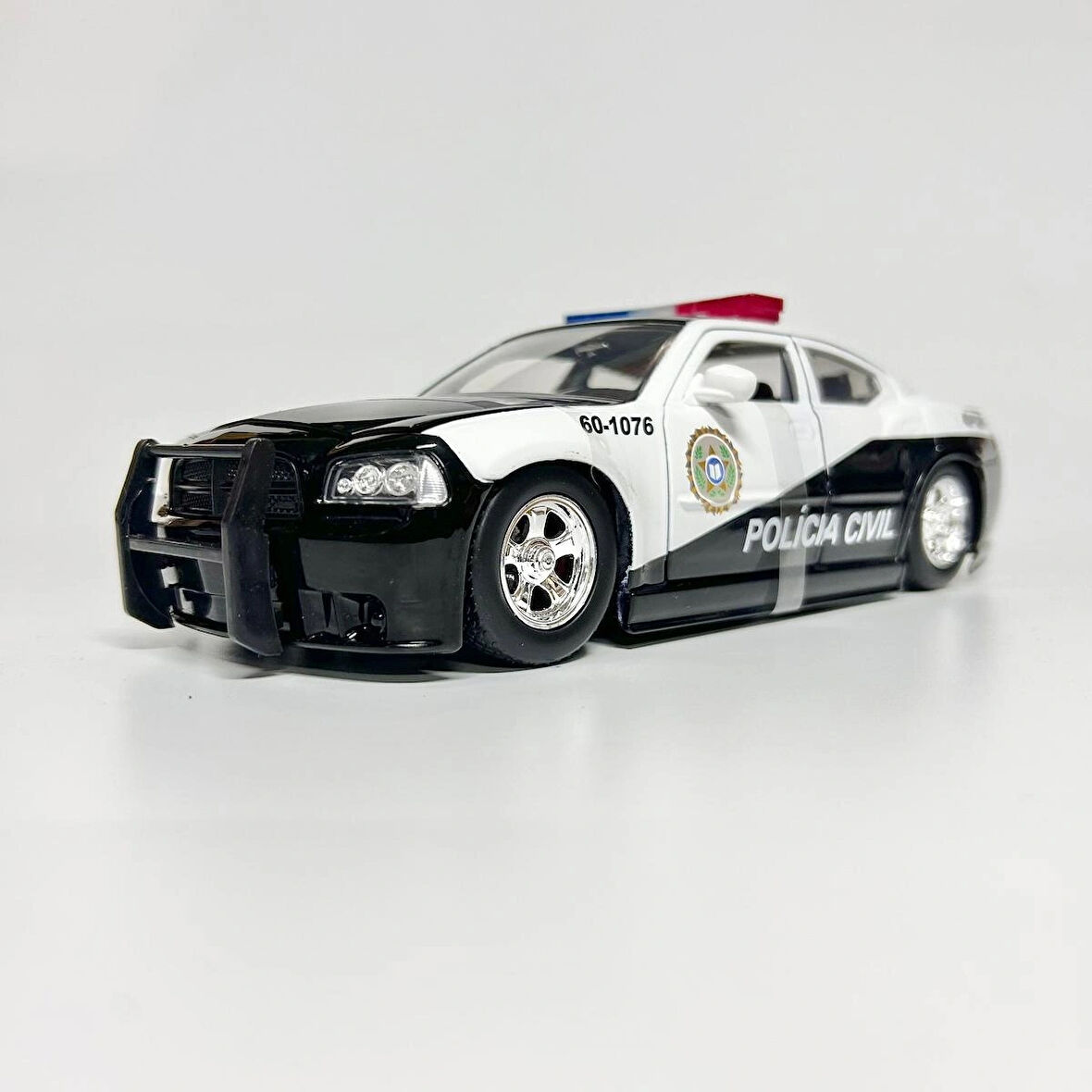 Jada 1/24 Dodge Charger Police 2006