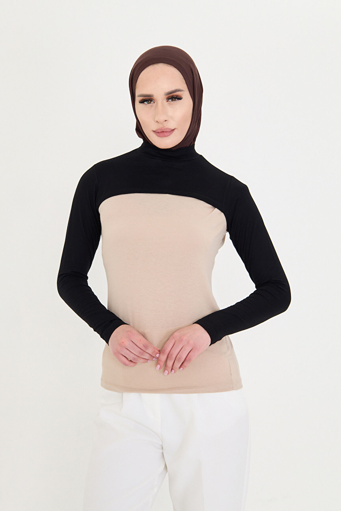 Siyah Tesettür Balıkçı Yakalı Boyunluklu Kolluk Viskon Düz 1025_01