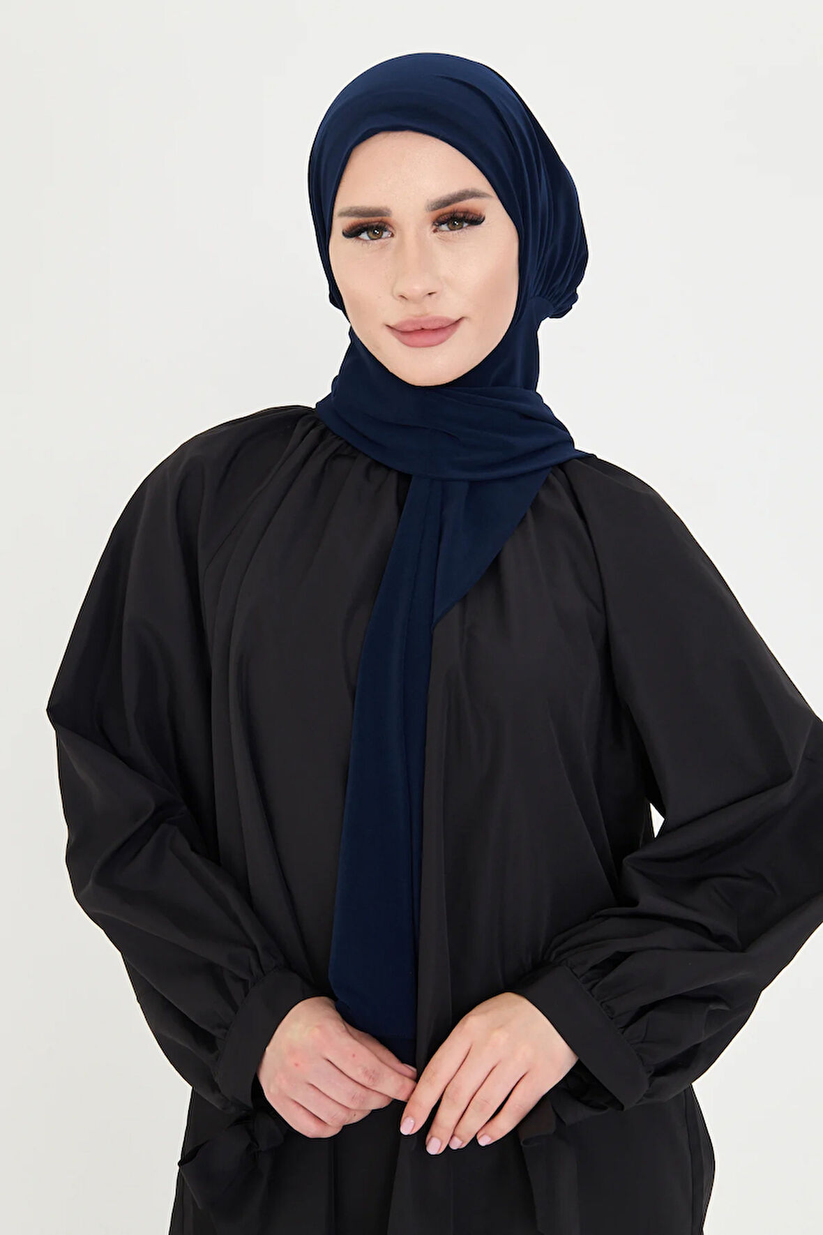 Lacivert Pratik Hazır Geçmeli Tesettür Bone Sandy Boyunluklu Çıtçıtlı 2505_02
